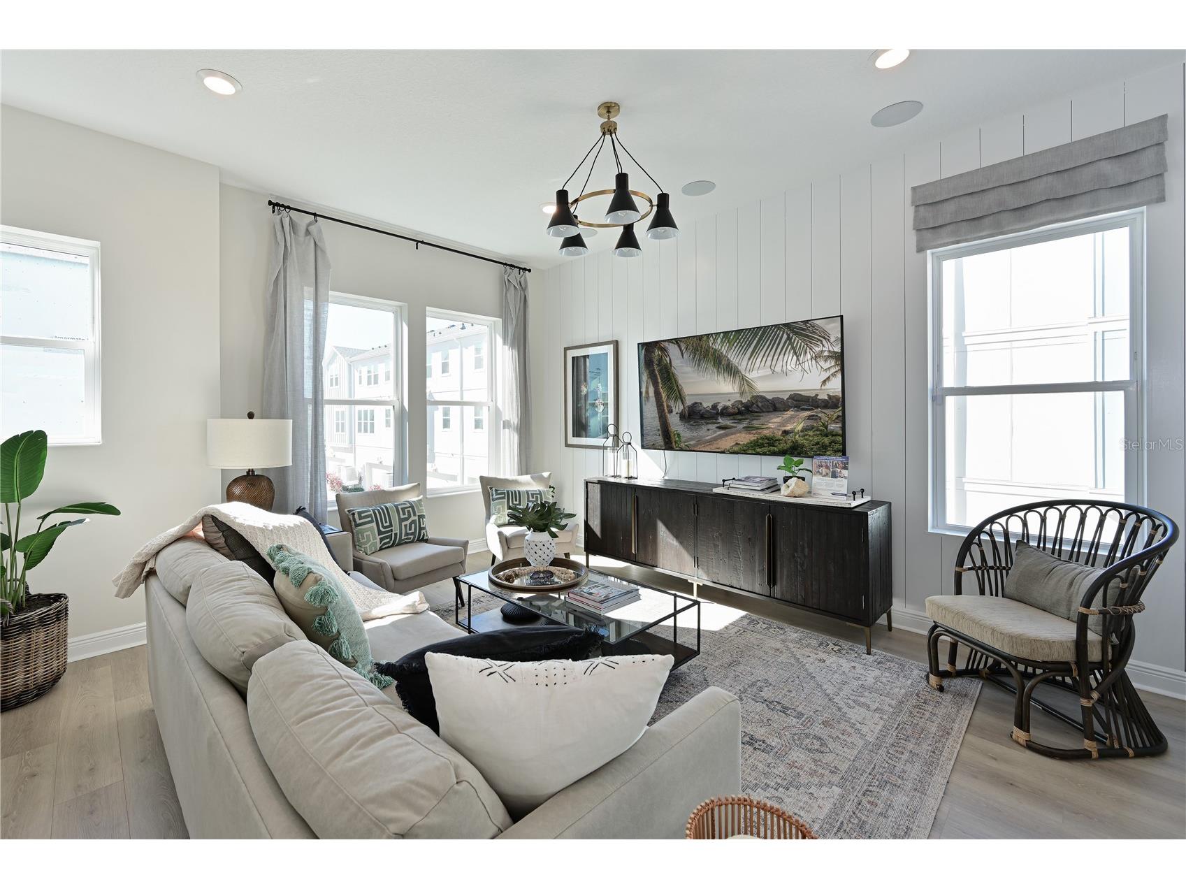 2451 Mangum Court Sarasota FL 34237 A4689375 image12