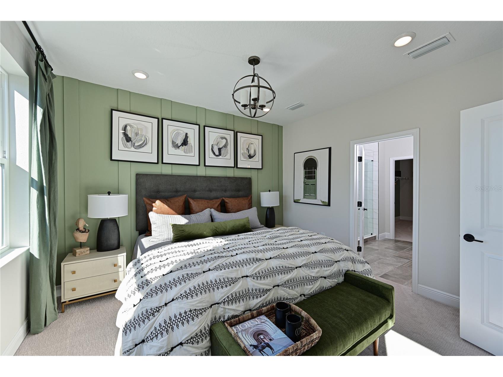 2451 Mangum Court Sarasota FL 34237 A4689375 image32