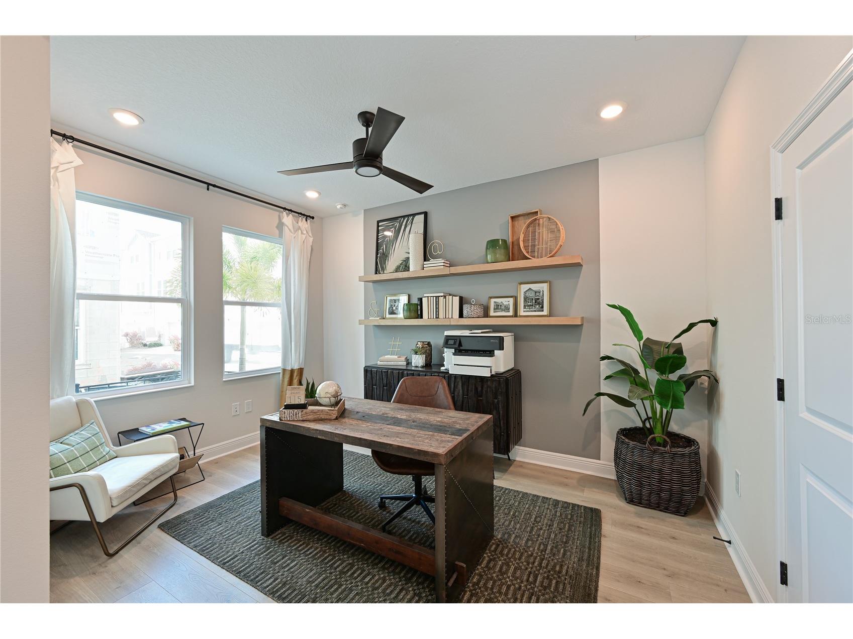 2451 Mangum Court Sarasota FL 34237 A4689375 image4