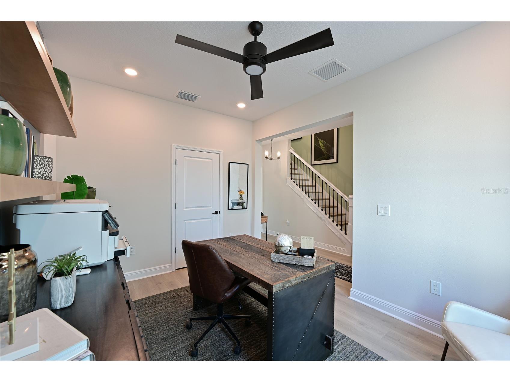 2451 Mangum Court Sarasota FL 34237 A4689375 image6