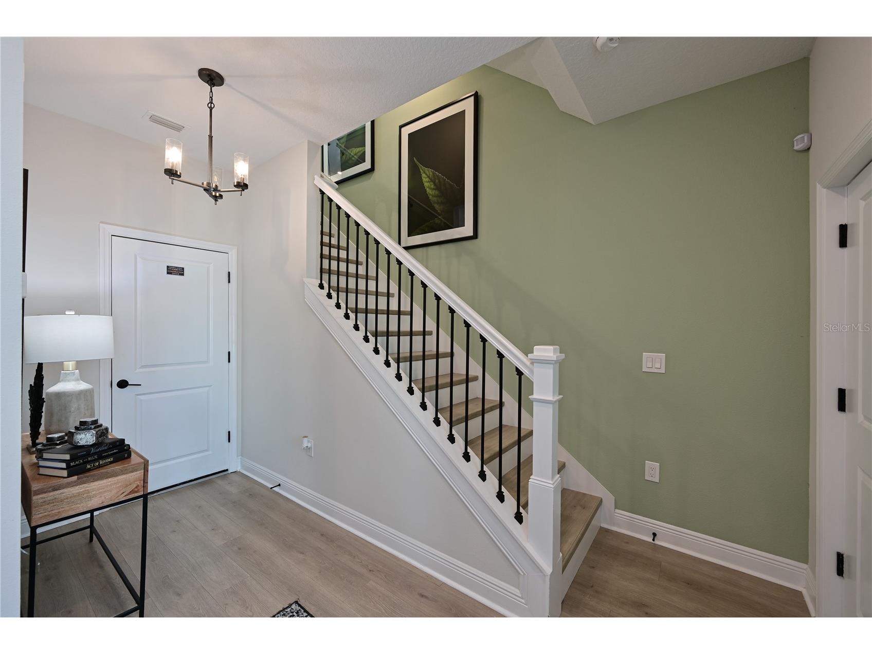2451 Mangum Court Sarasota FL 34237 A4689375 image9