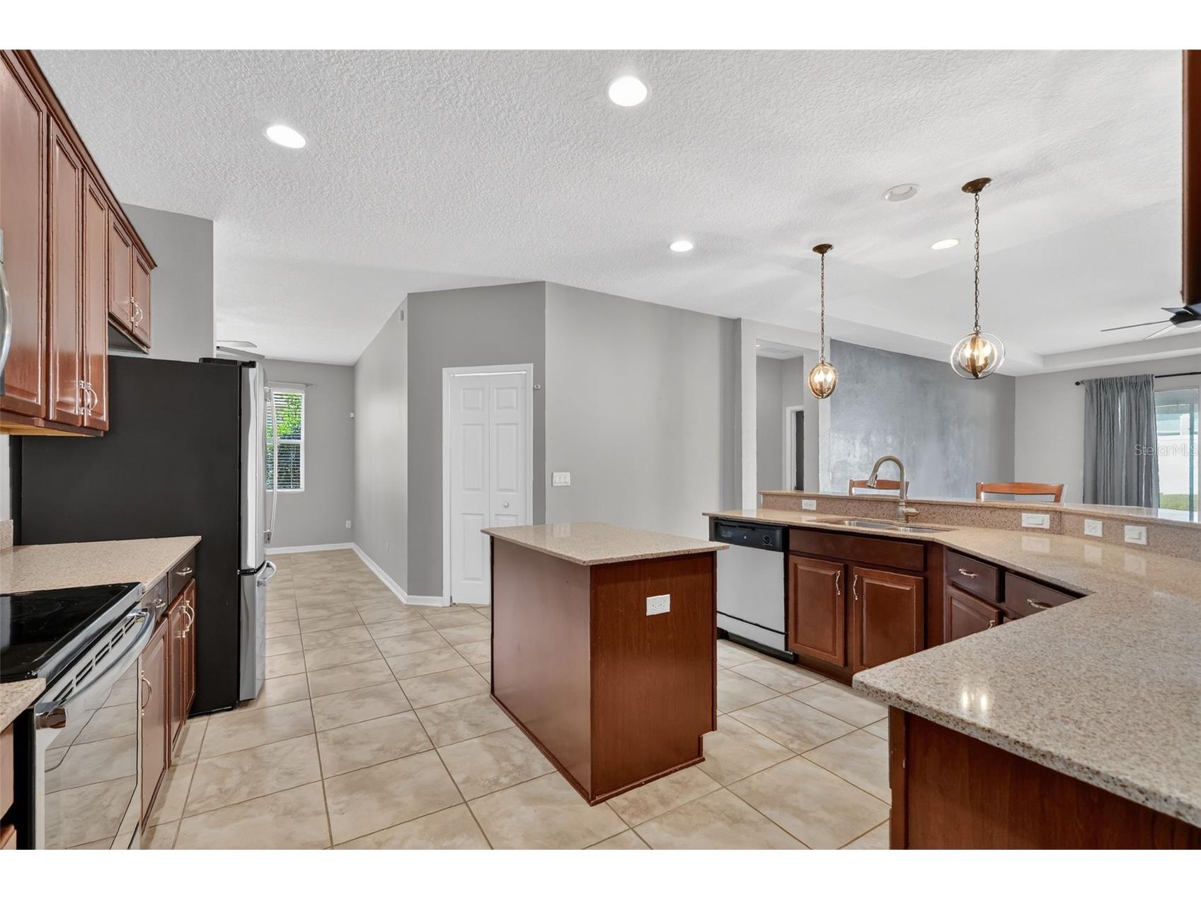 2451 Plumadore Drive Grand Island FL 32735 G5107701 image13