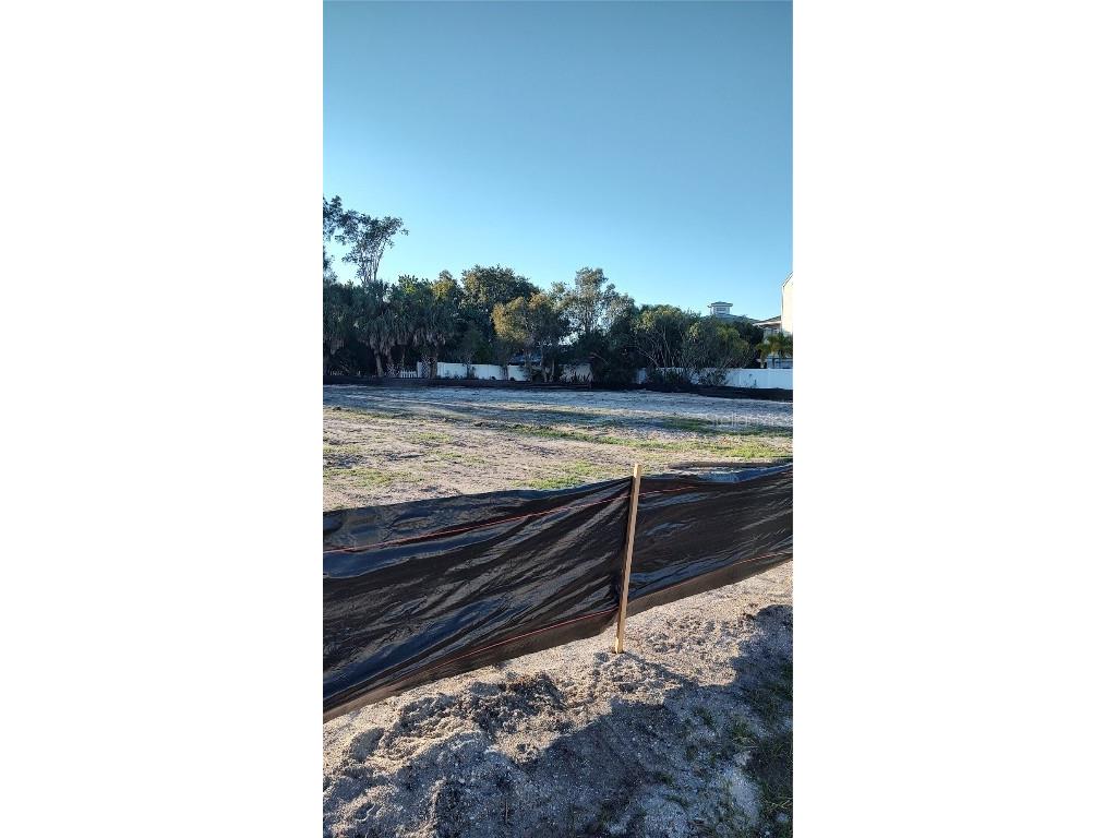 2451 Quincy Street S Saint Petersburg FL 33711 TB8446517 image1