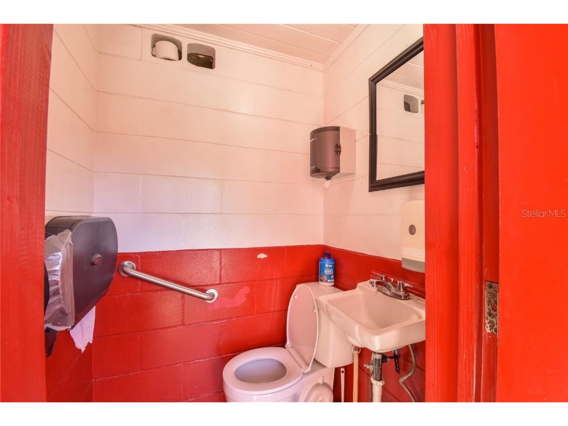 2451 SE Highway 41 Morriston FL 32668 OM713731 image44