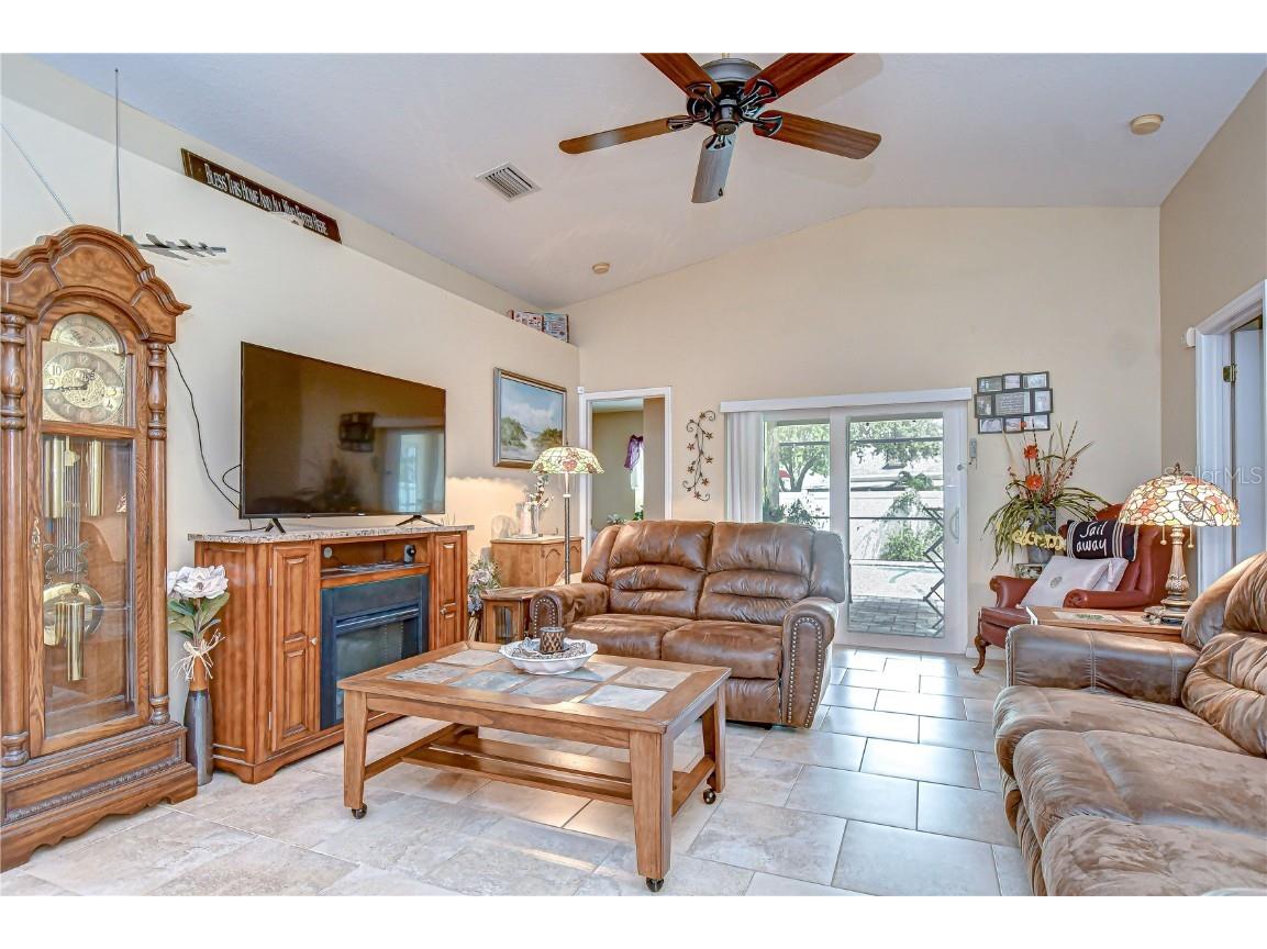 24510 Landing Drive Lutz FL 33559 TB8408992 image14