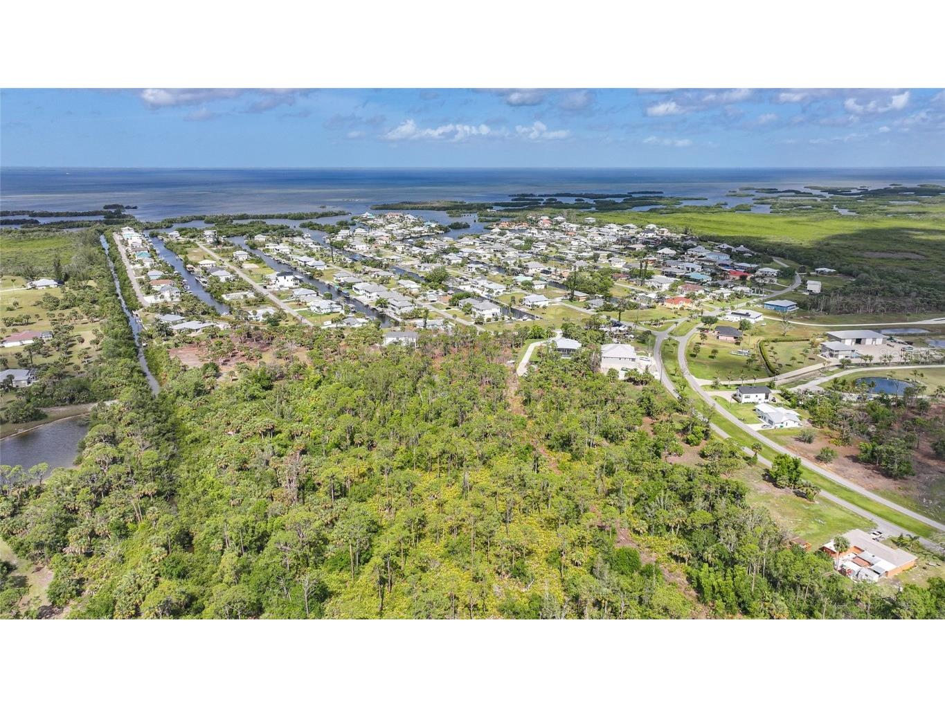 24511 Yacht Club Boulevard Punta Gorda FL 33955 C7507013 image10