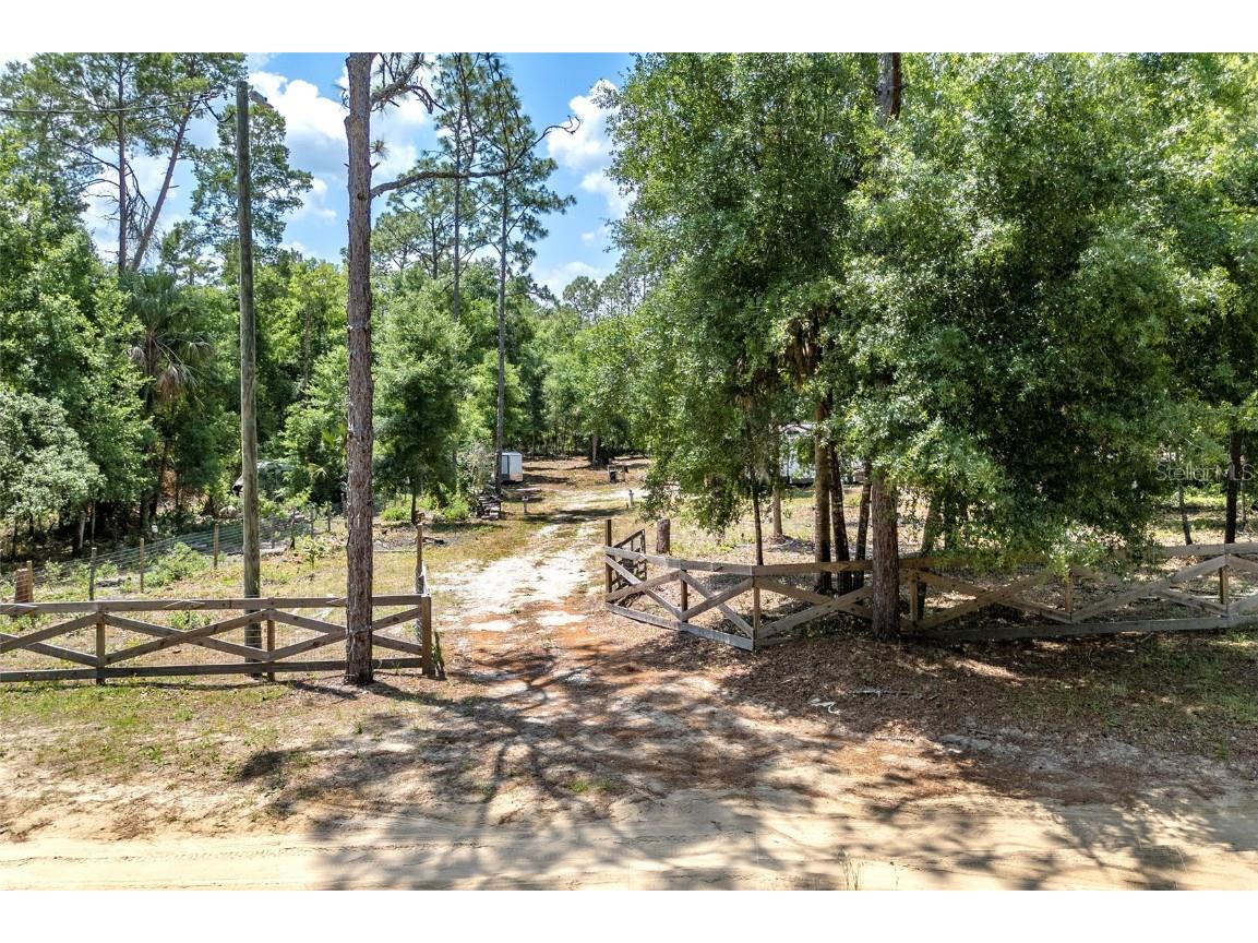 24512 Old Deer Road Paisley FL 32767 G5081933 image1