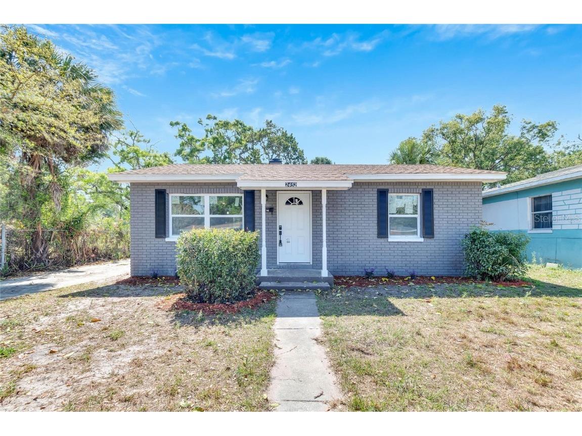 2452 17th Avenue S Saint Petersburg FL 33712 T3431630 image1