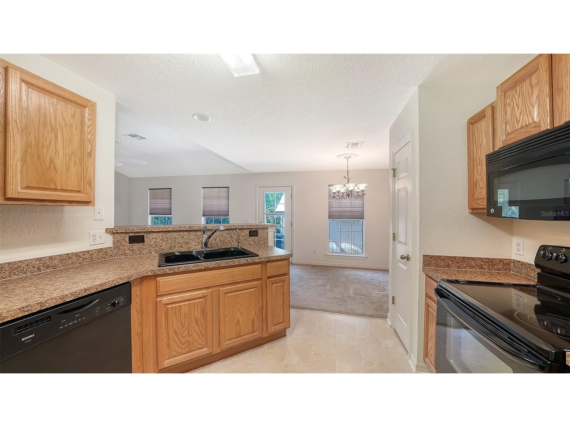 2452 Ashton Road Sarasota FL 34231 A4698811 image14