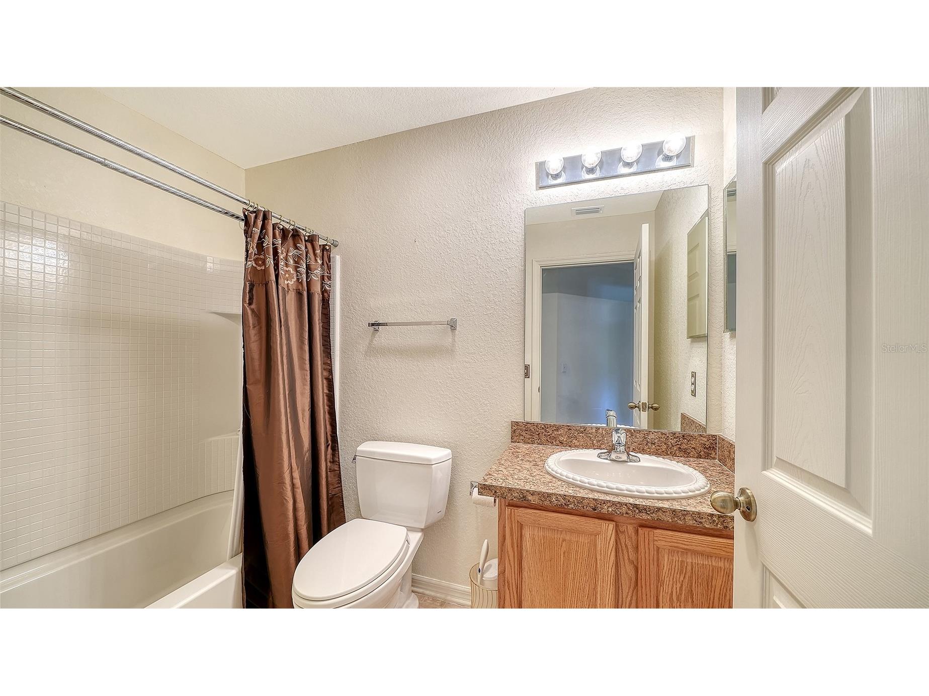 2452 Ashton Road Sarasota FL 34231 A4698811 image25