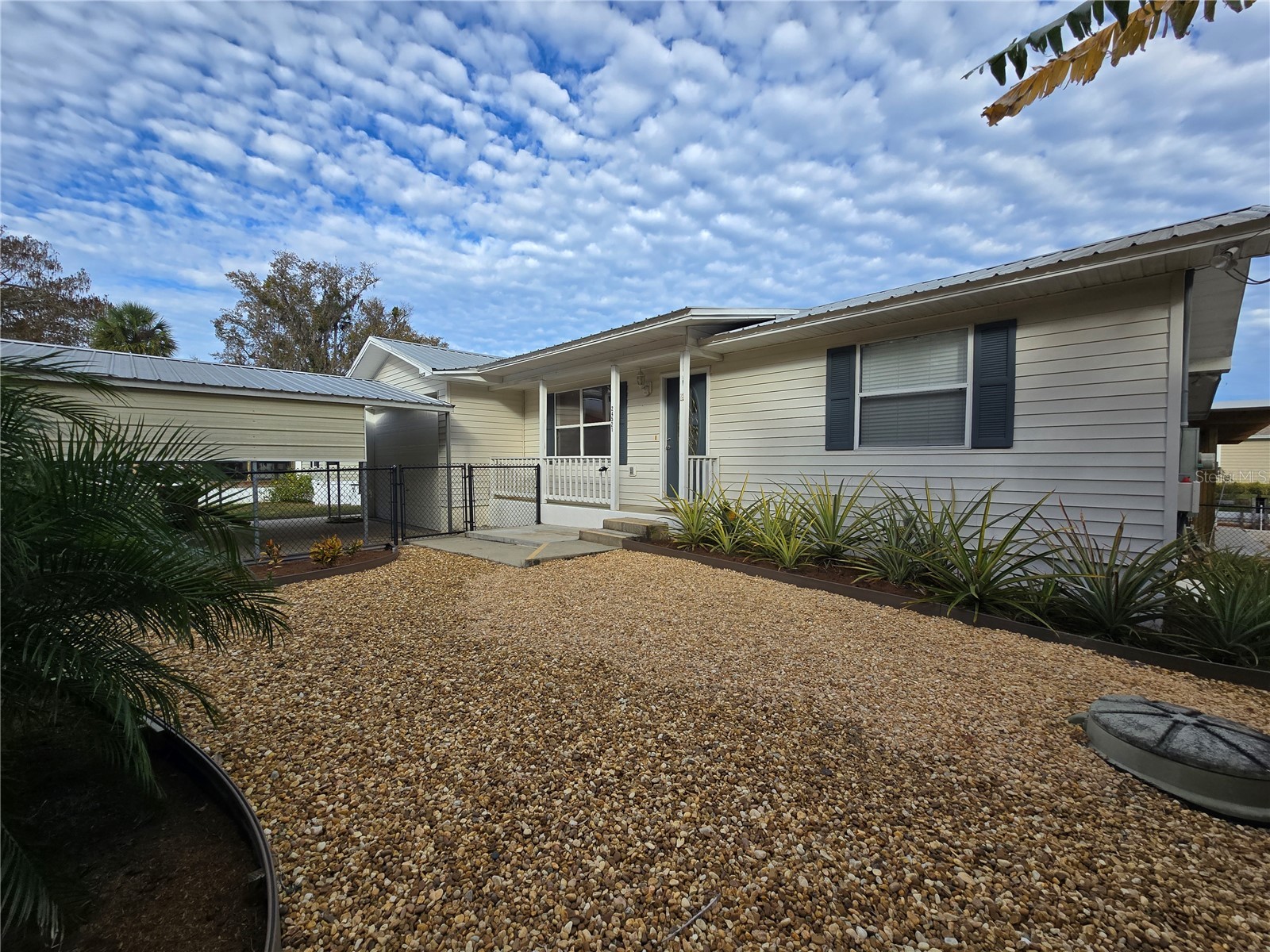 24521 Alligator Road Astor FL 32102 - ST. JOHNS RIVER R4910451 image1