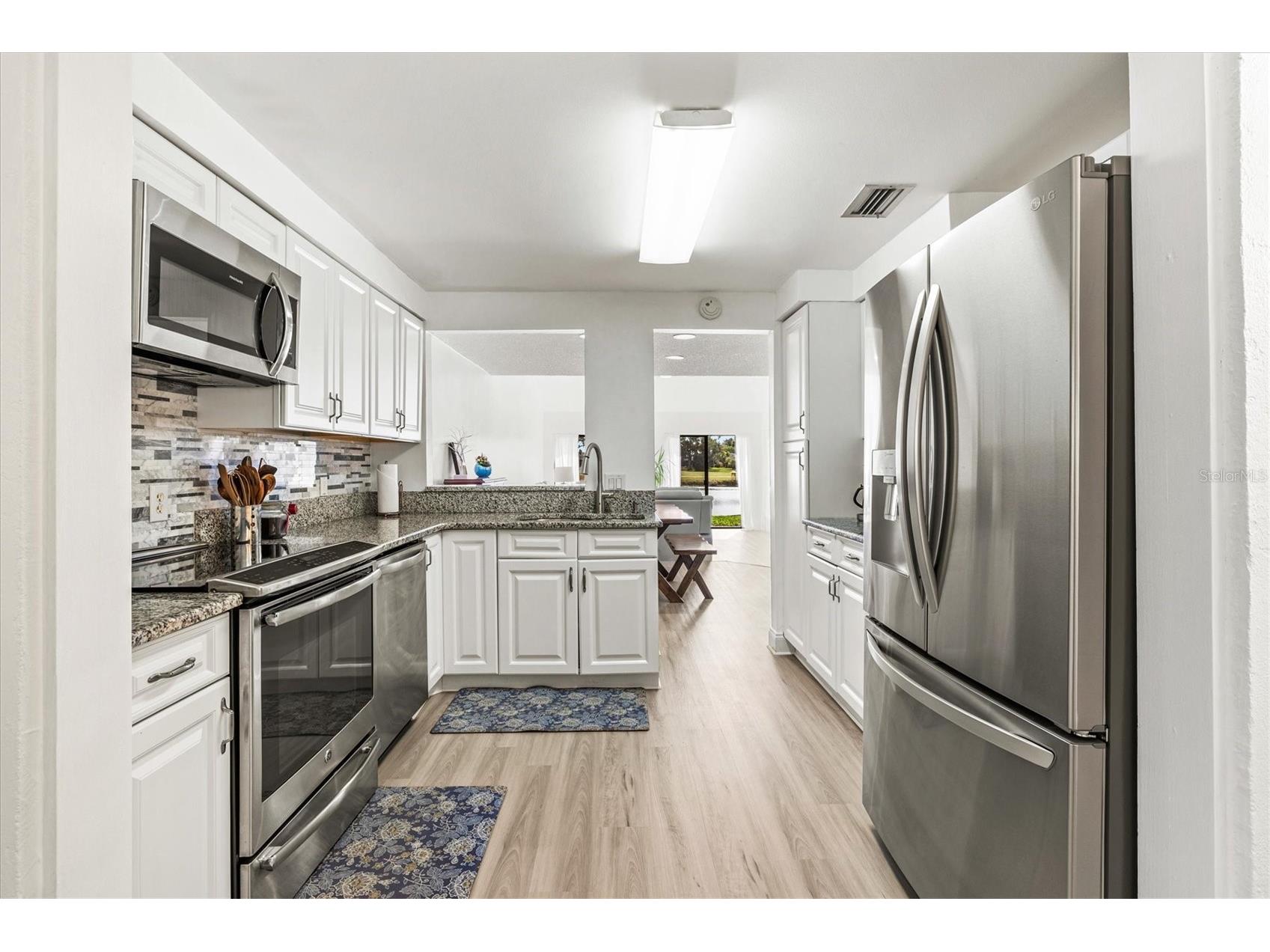 2453 Crispin Court #F4 Sarasota FL 34235 A4678095 image10