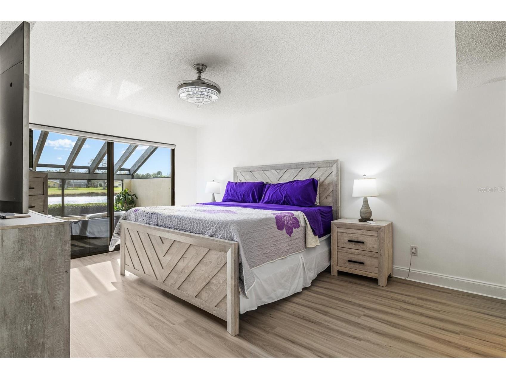 2453 Crispin Court #F4 Sarasota FL 34235 A4678095 image14