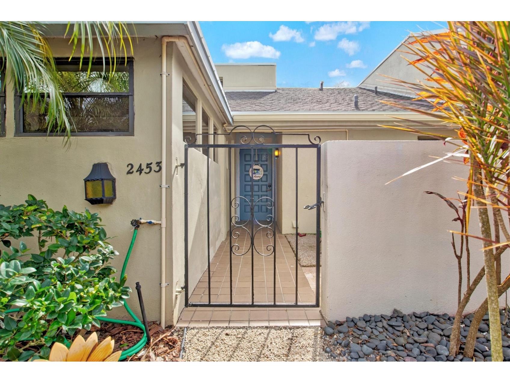 2453 Crispin Court #F4 Sarasota FL 34235 A4678095 image2