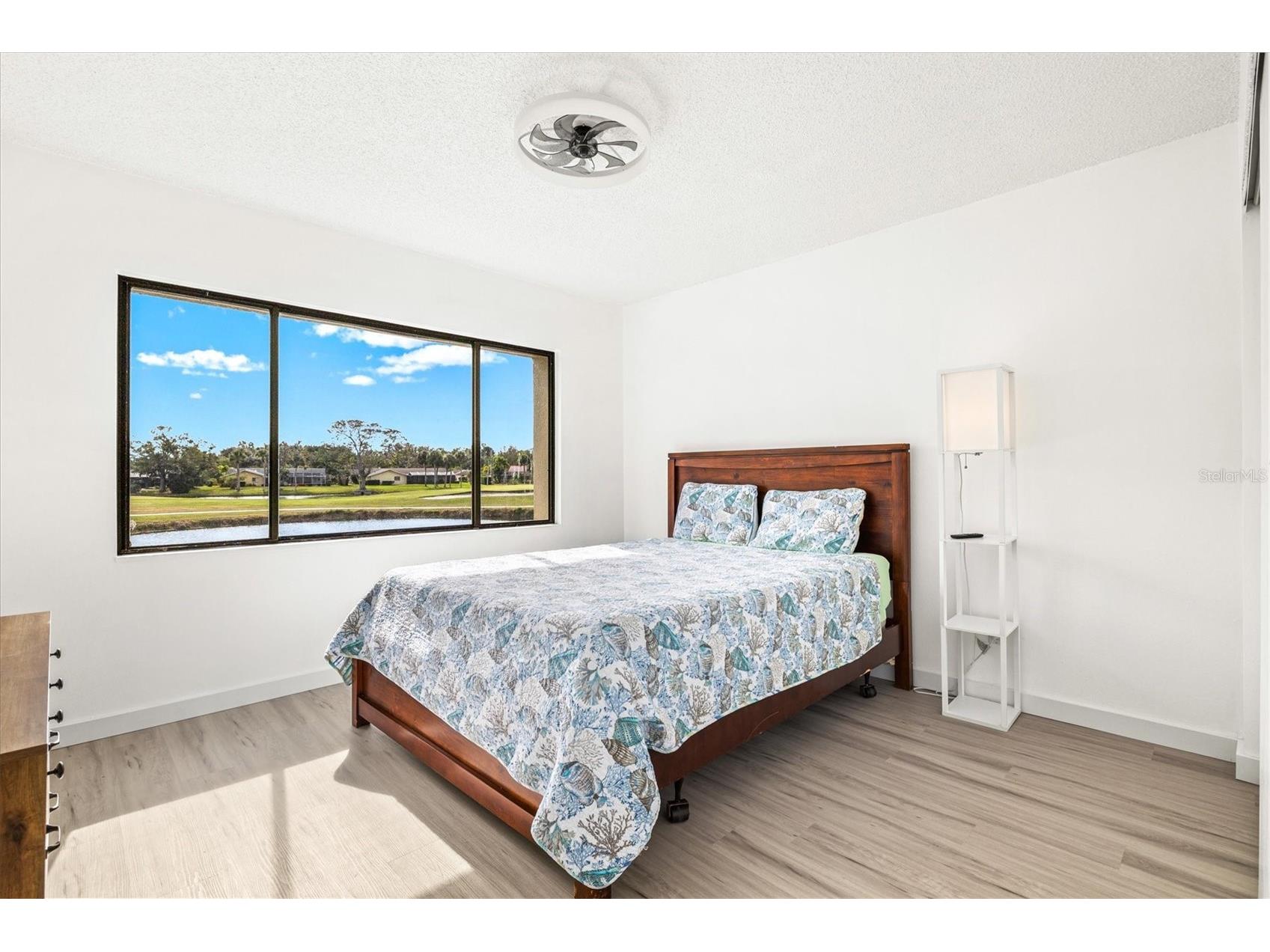 2453 Crispin Court #F4 Sarasota FL 34235 A4678095 image20