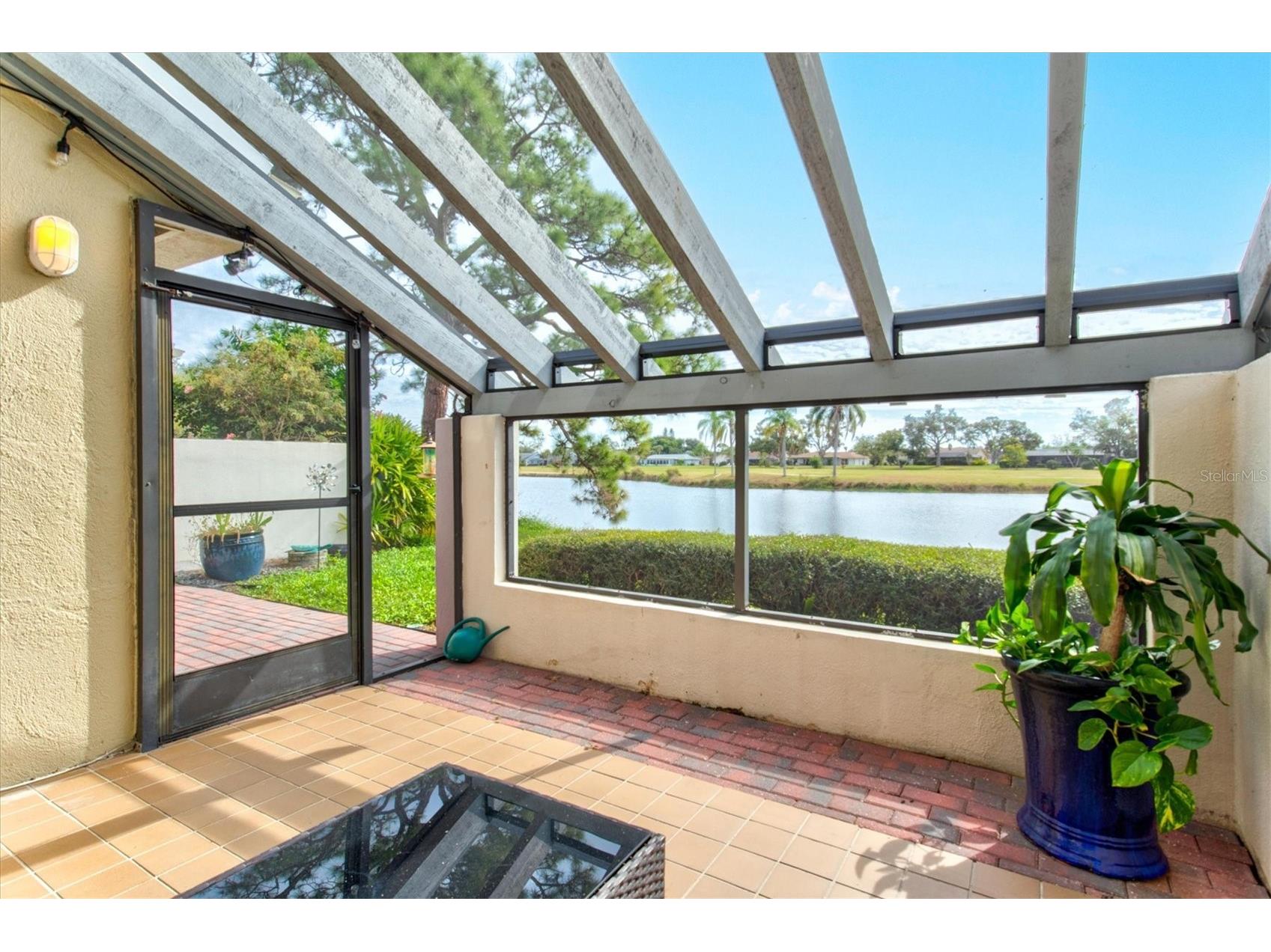 2453 Crispin Court #F4 Sarasota FL 34235 A4678095 image26