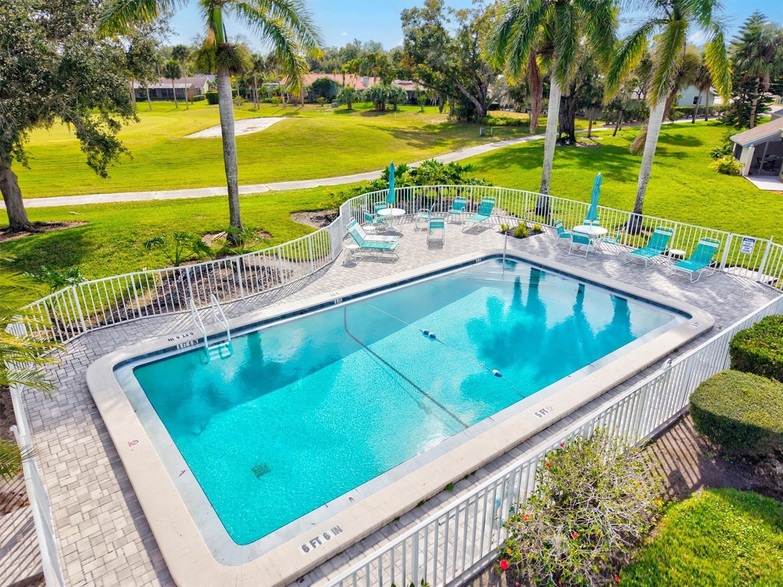 2453 Crispin Court #F4 Sarasota FL 34235 A4678095 image33