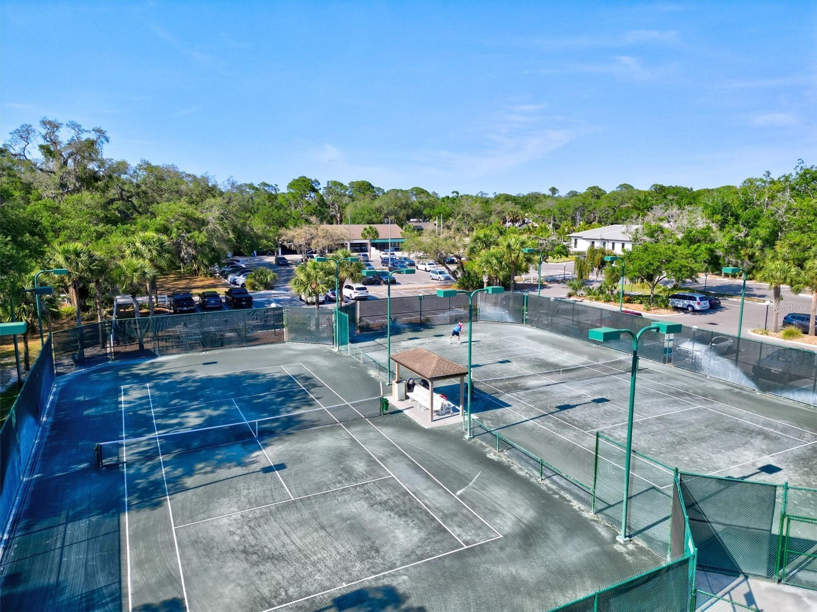 2453 Crispin Court #F4 Sarasota FL 34235 A4678095 image35