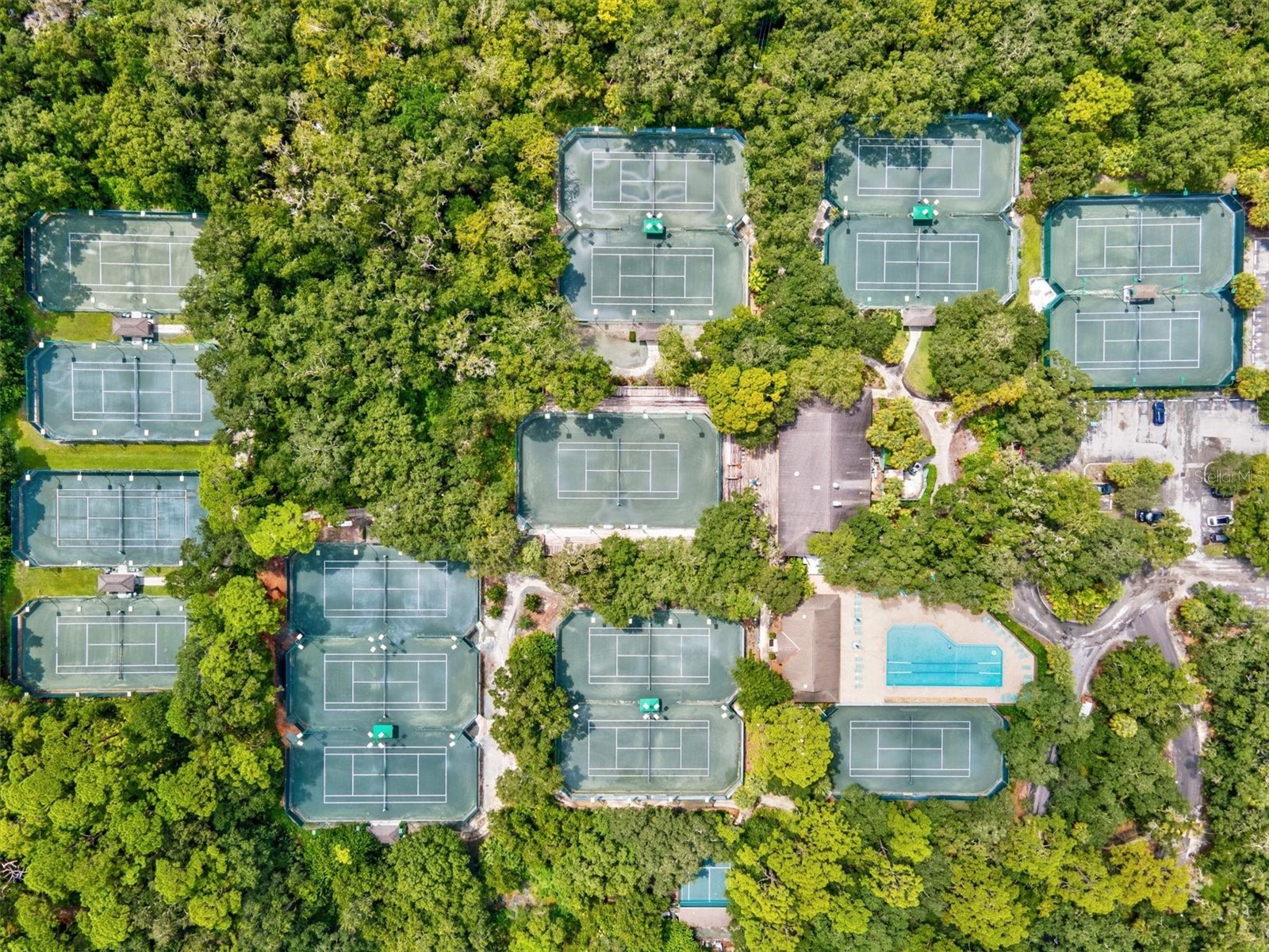 2453 Crispin Court #F4 Sarasota FL 34235 A4678095 image38