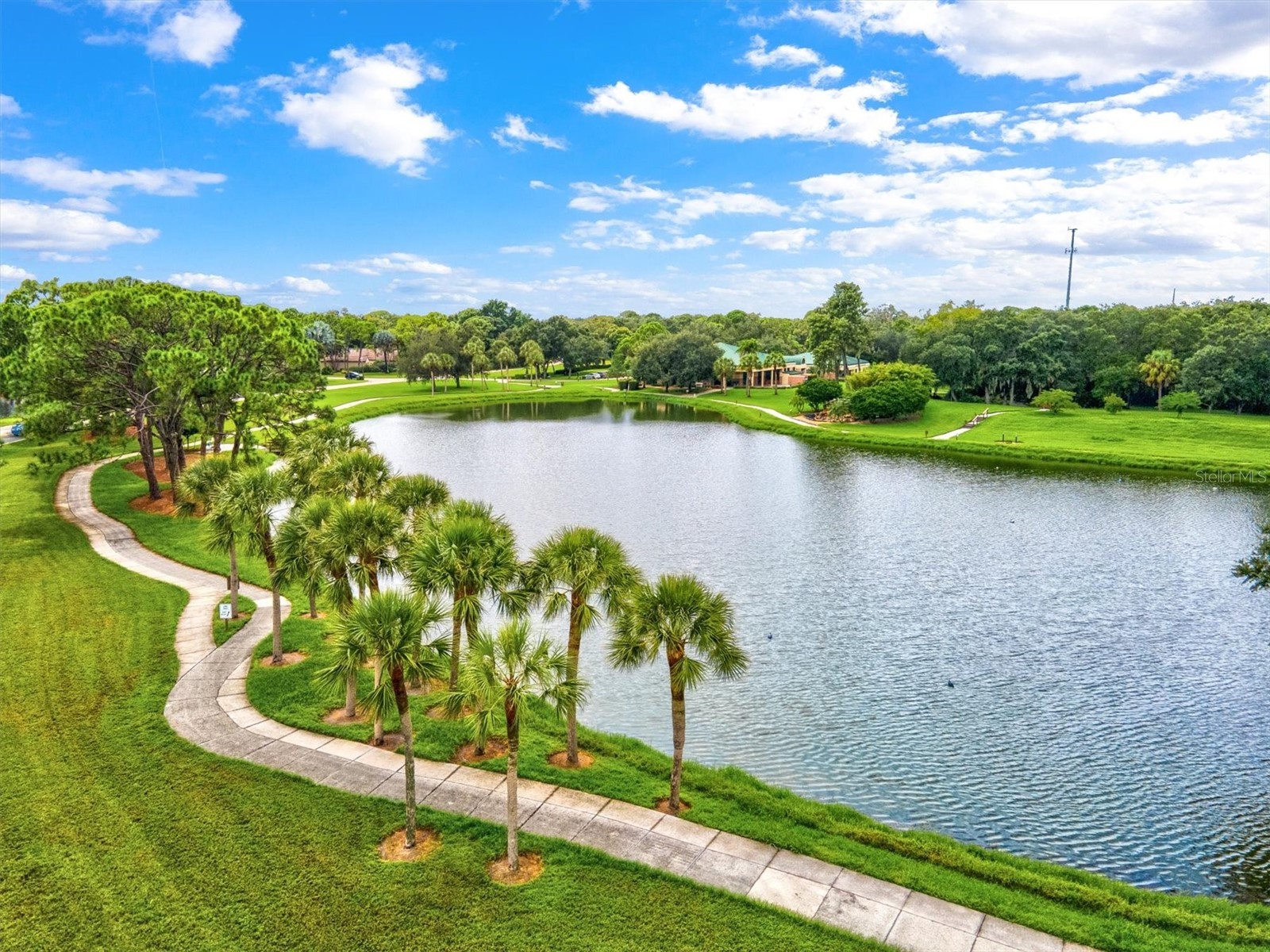 2453 Crispin Court #F4 Sarasota FL 34235 A4678095 image45
