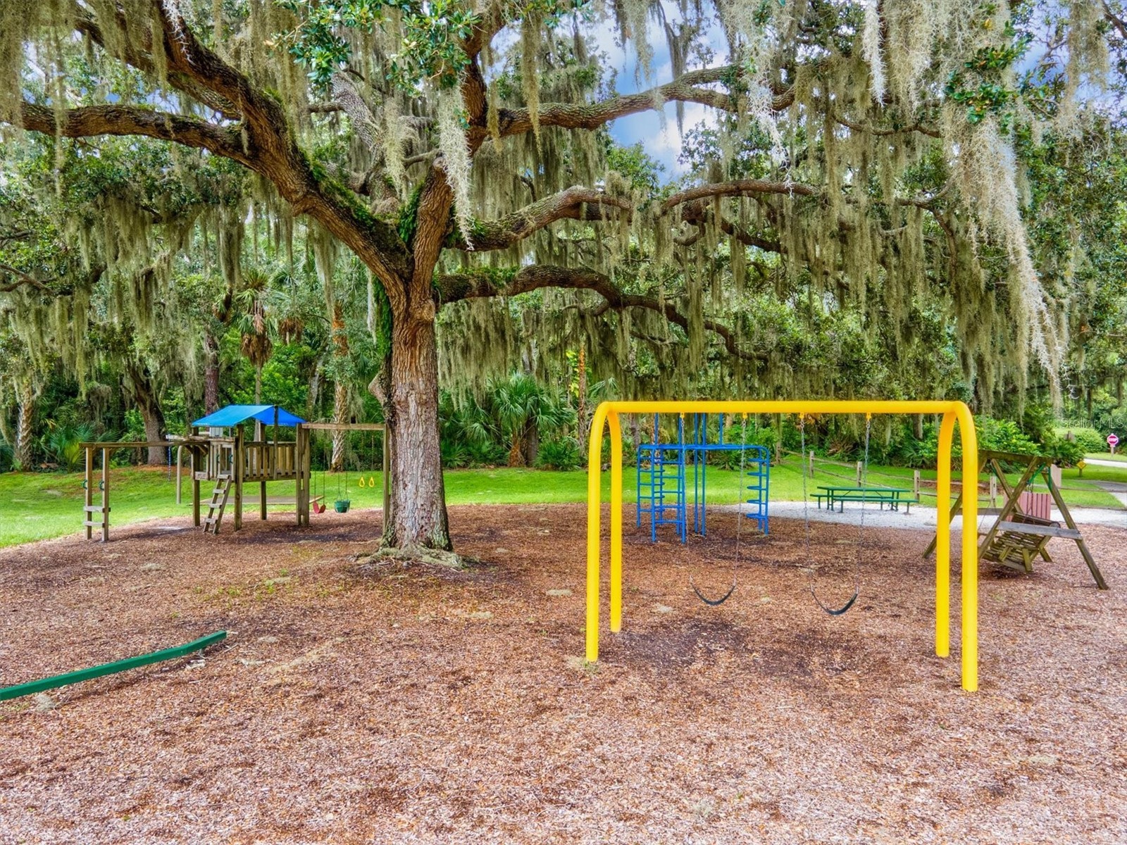 2453 Crispin Court #F4 Sarasota FL 34235 A4678095 image47