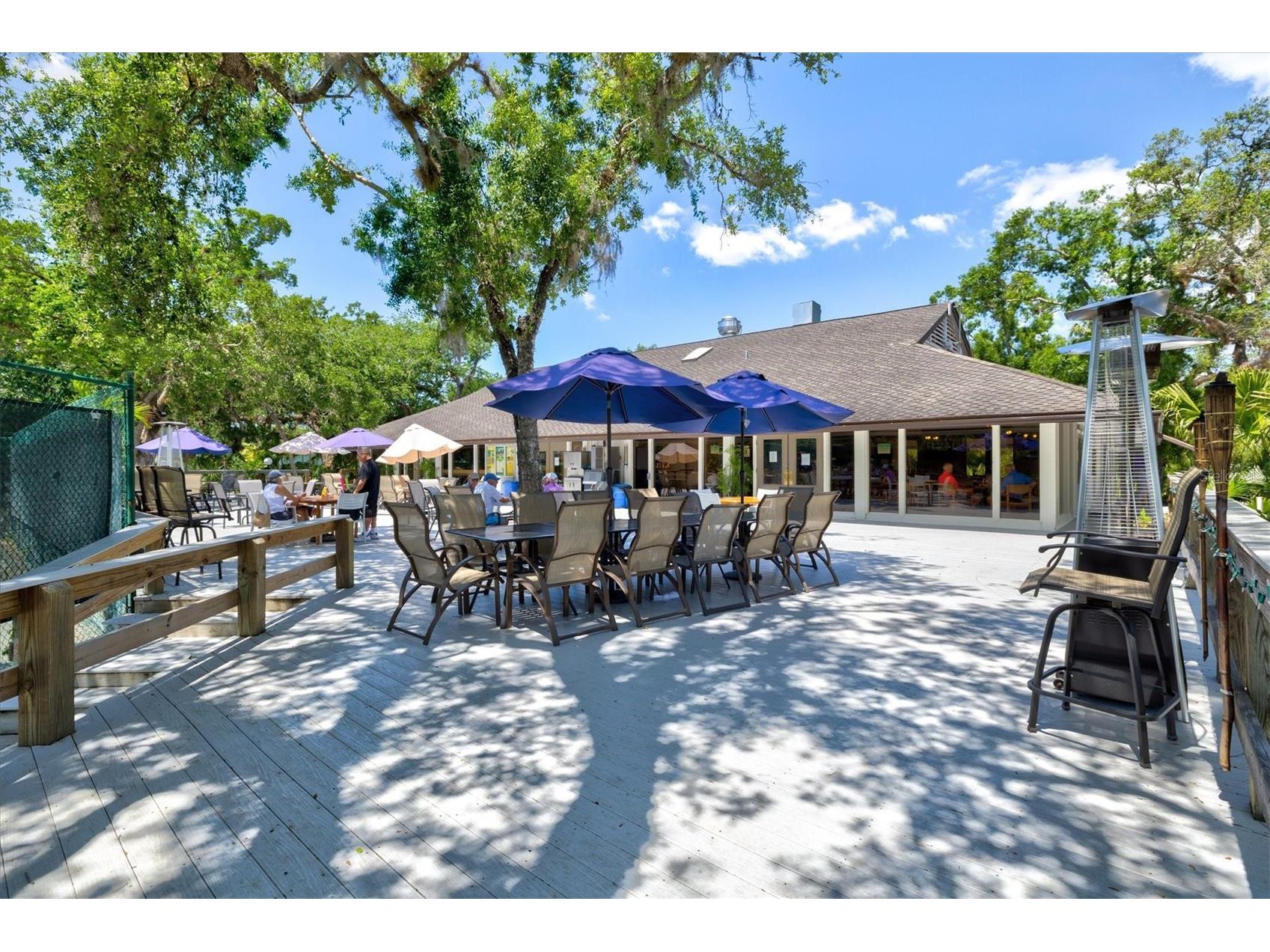 2453 Crispin Court #F4 Sarasota FL 34235 A4678095 image54