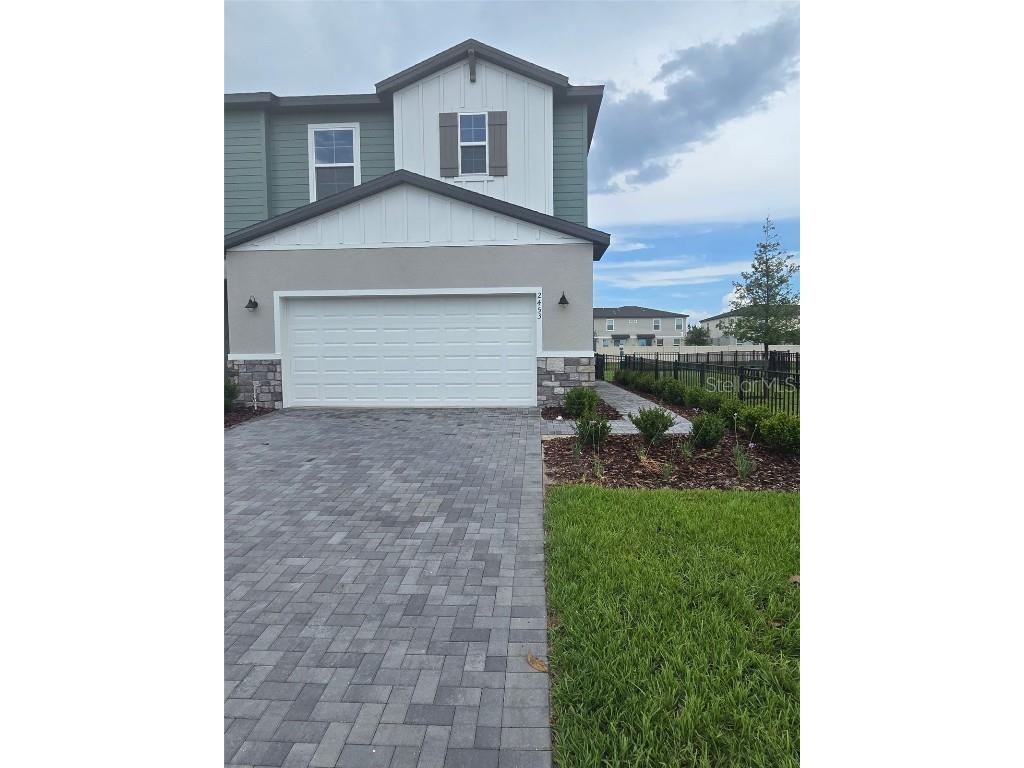 2453 Magnolia Reserve Road Ocoee FL 34761 W7875938 image1