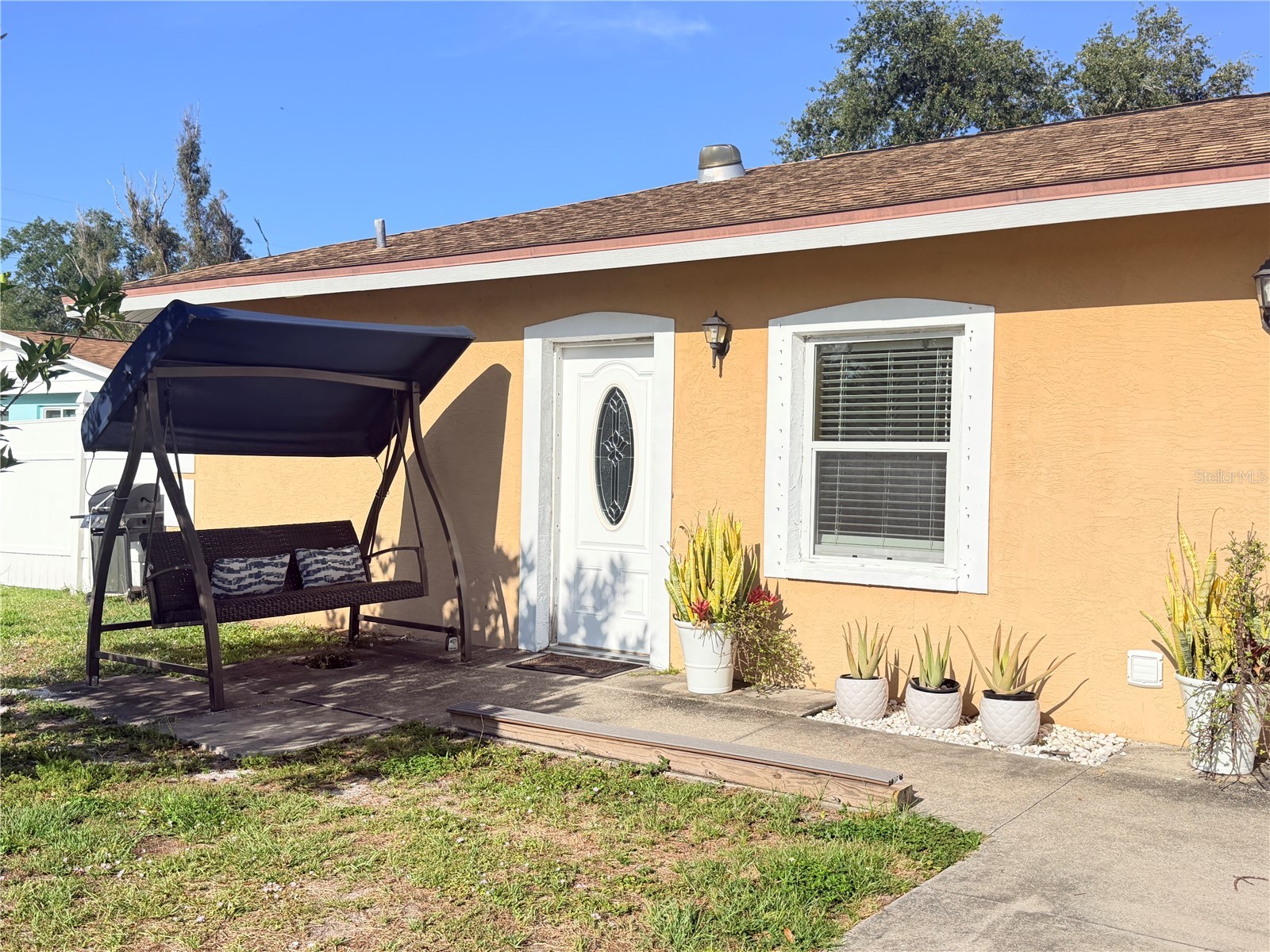 2453 Ridge Avenue Sarasota FL 34235 A4701015 image1