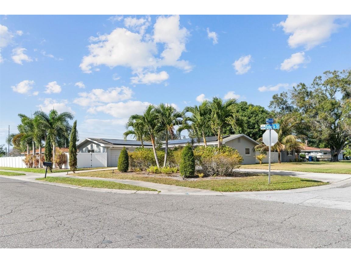 2453 Roberta Street Largo FL 33771 TB8454845 image28