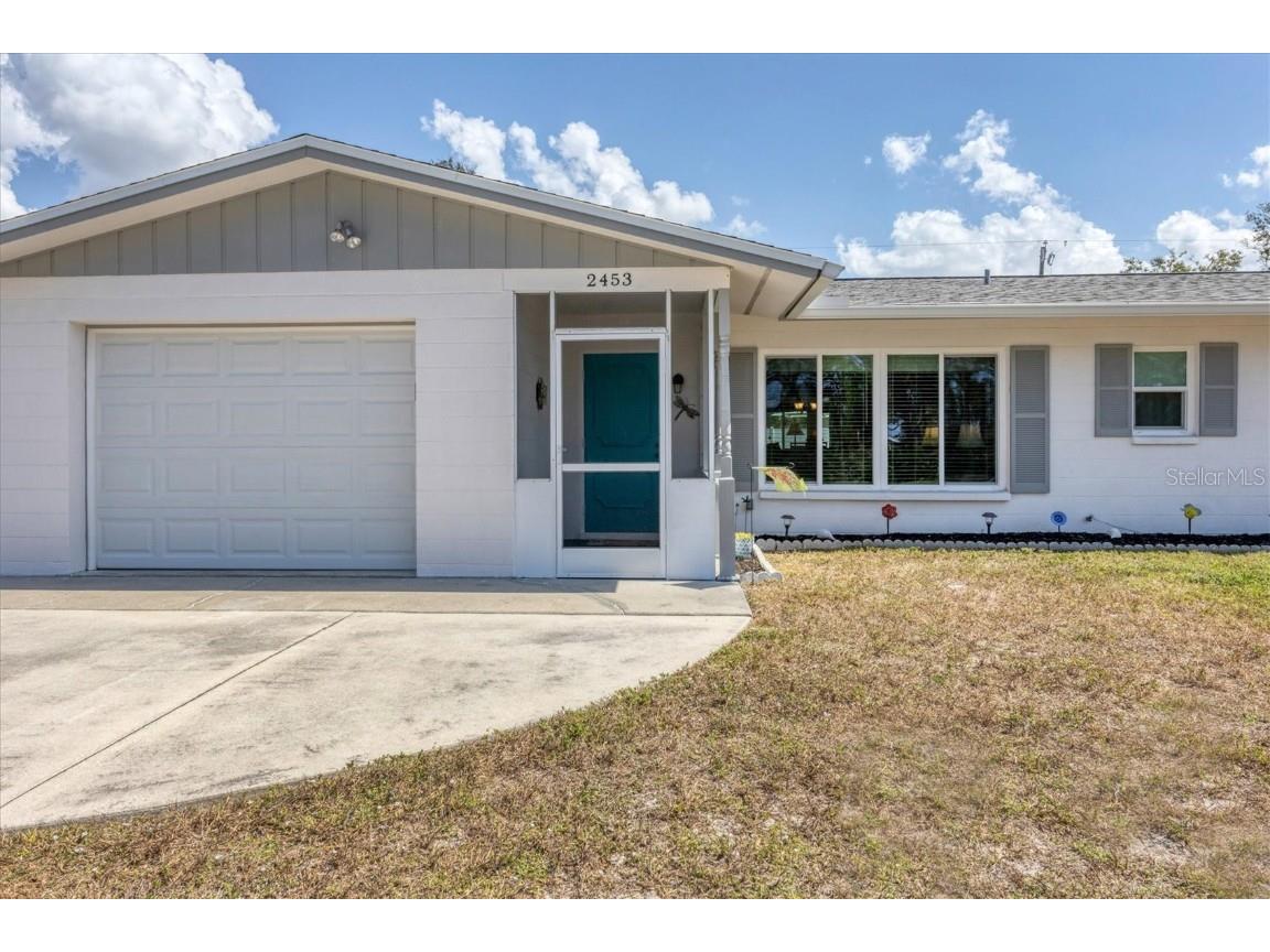 2453 Sandy Lane Englewood FL 34224 D6129511 image1