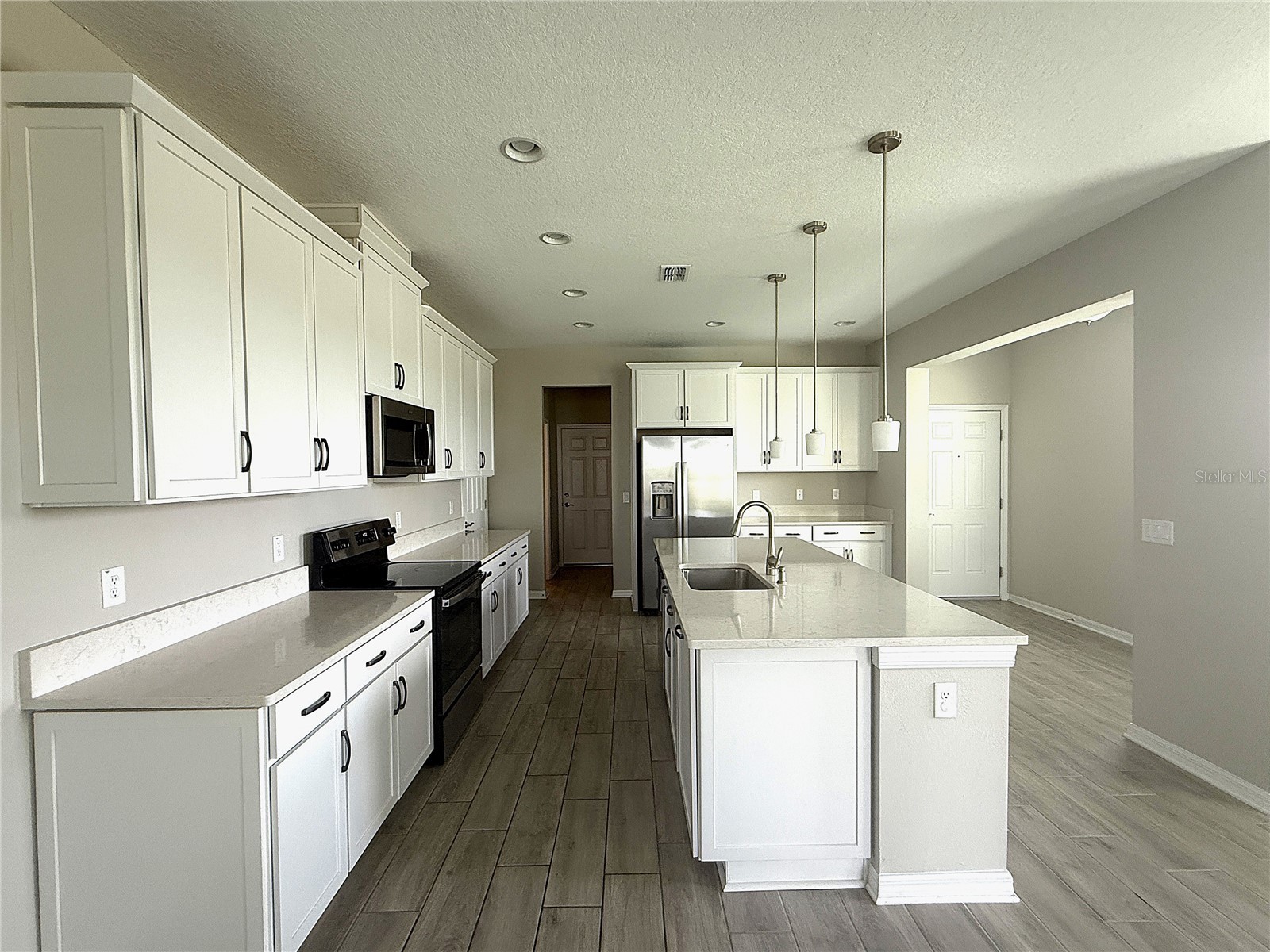 2453 Stapleford Place Wesley Chapel FL 33543 TB8491644 image7