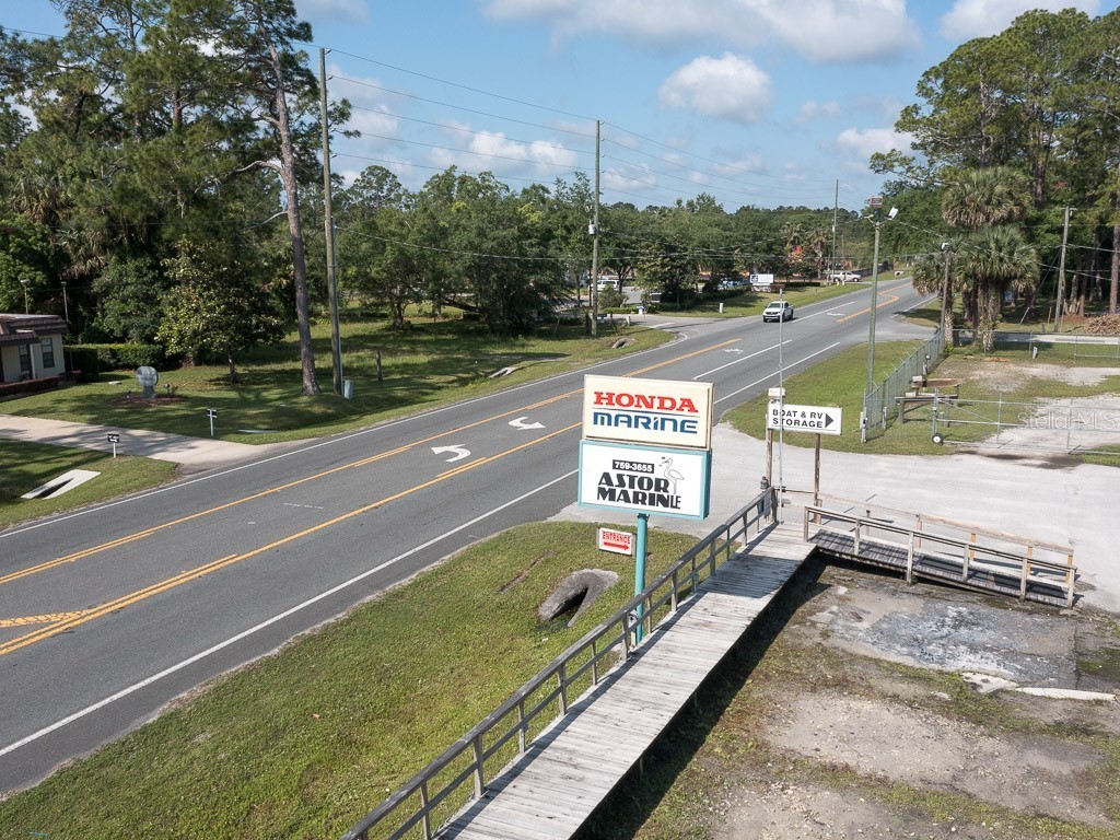 24535 State Road 40 Astor FL 32102 V4918795 image1