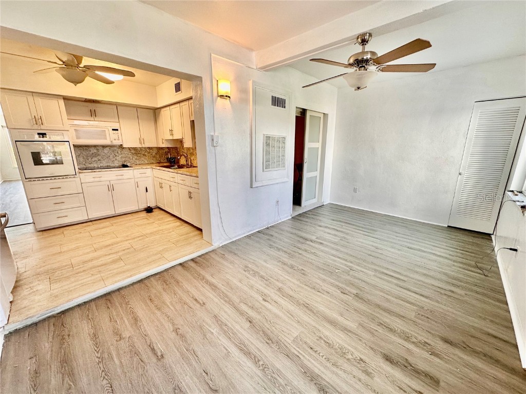 2454 Australia Way E #12 Clearwater FL 33763 TB8420565 image20