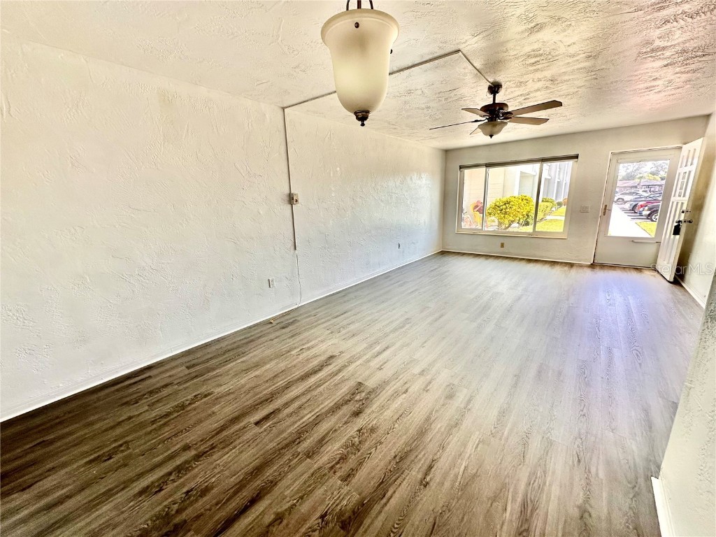 2454 Australia Way E #12 Clearwater FL 33763 TB8420565 image5