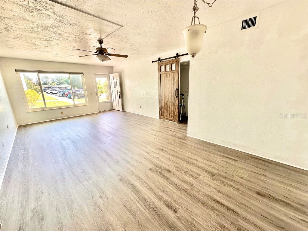 2454 Australia Way E #12 Clearwater FL 33763 TB8420565 image6