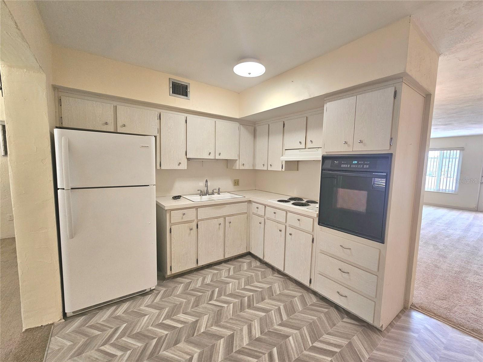 2454 Australia Way E #46 Clearwater FL 33763 TB8504289 image8