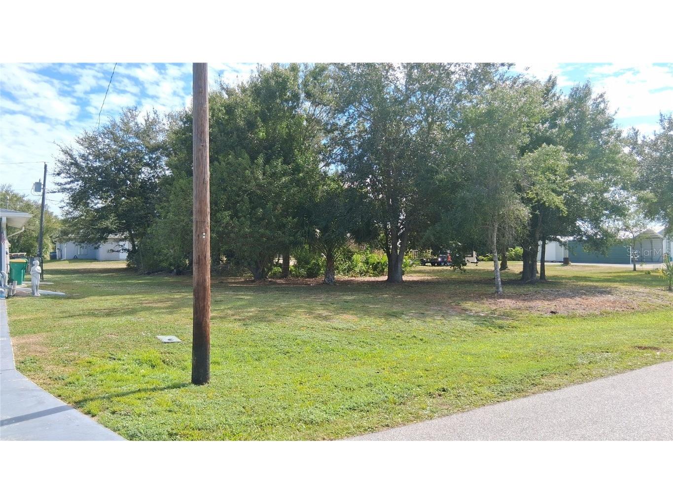 2454 Dorsey Street Punta Gorda FL 33983 C7518108 image8