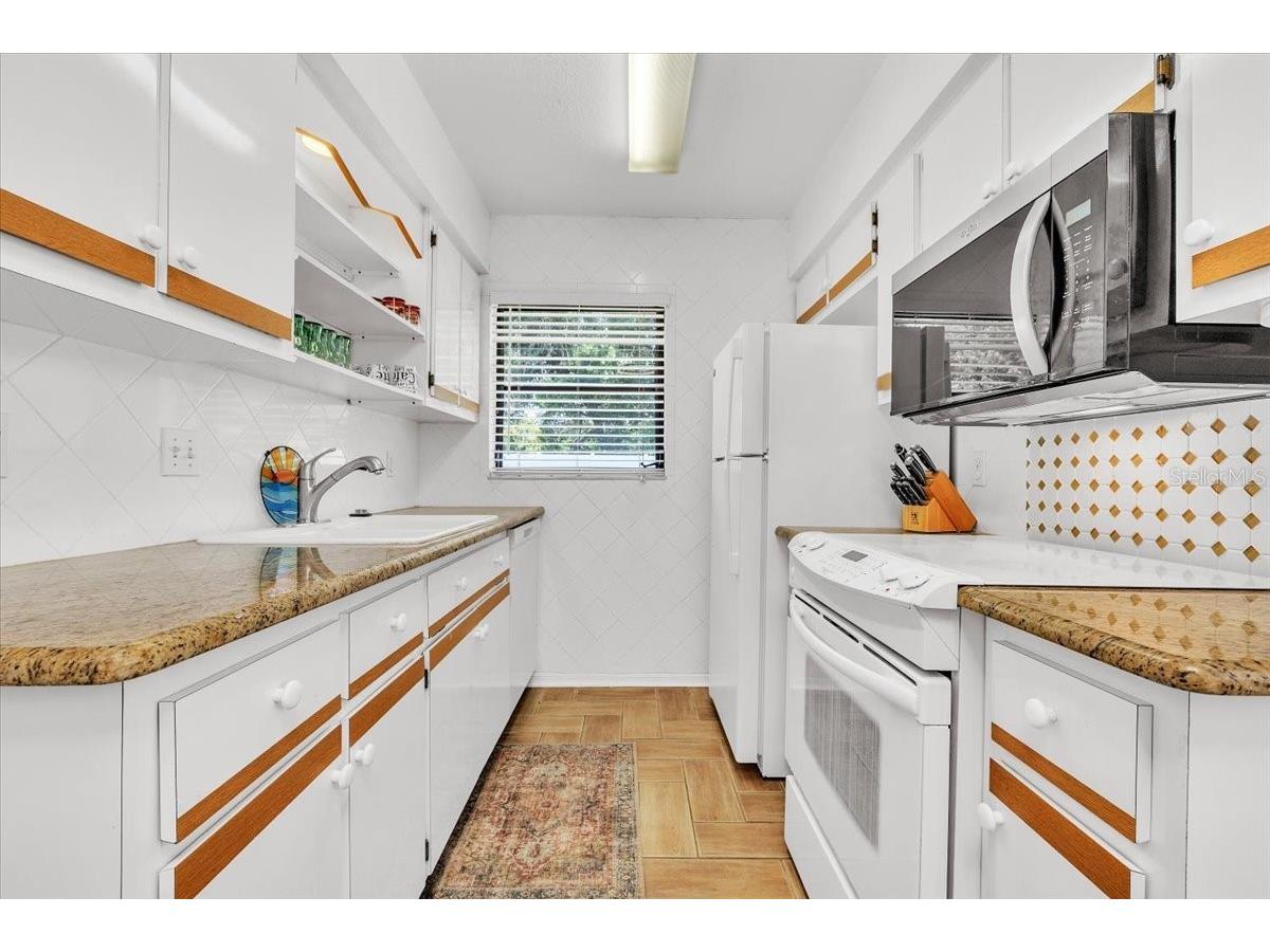 24540 Harborview Road #A3 Punta Gorda FL 33980 C7528408 image10