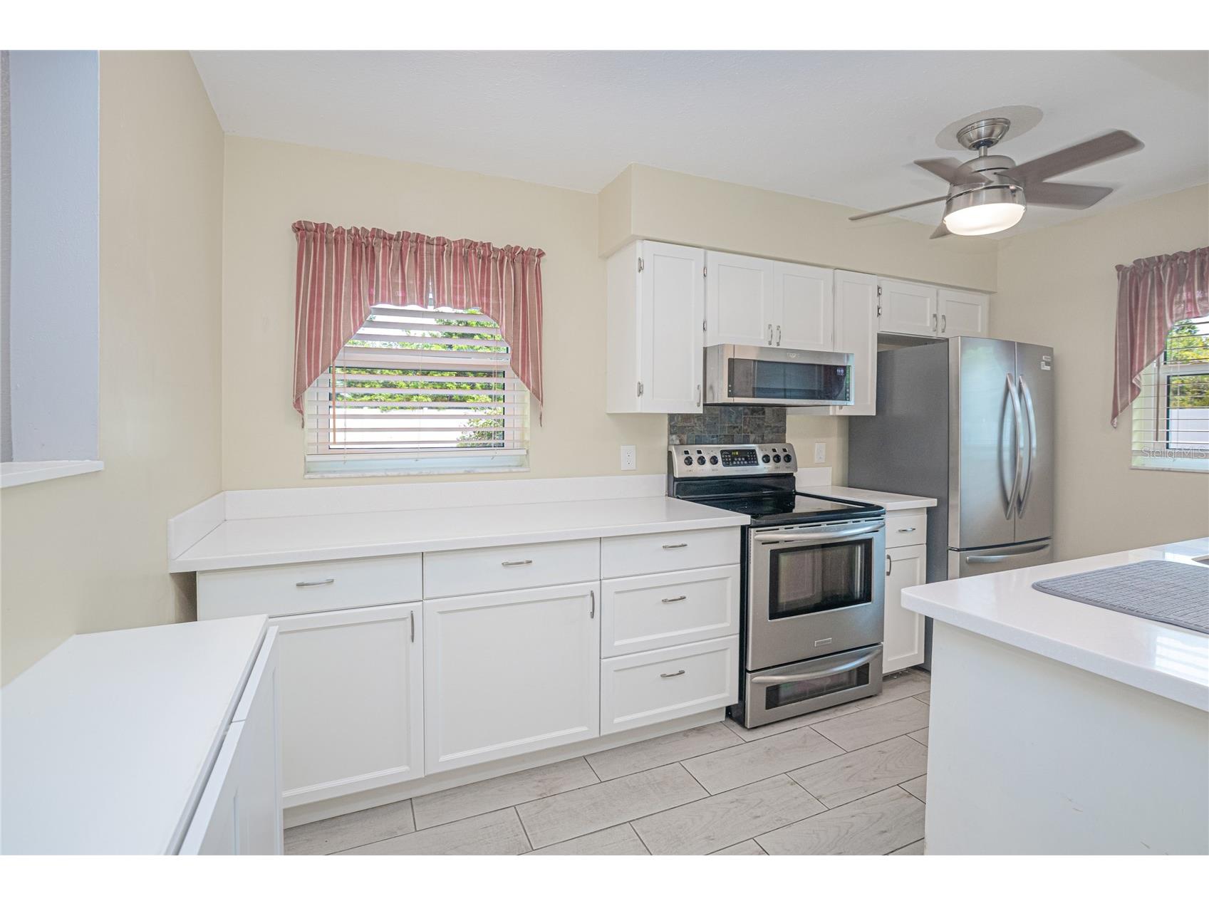 24540 Harborview Road #D3 Punta Gorda FL 33980 D6146866 image8
