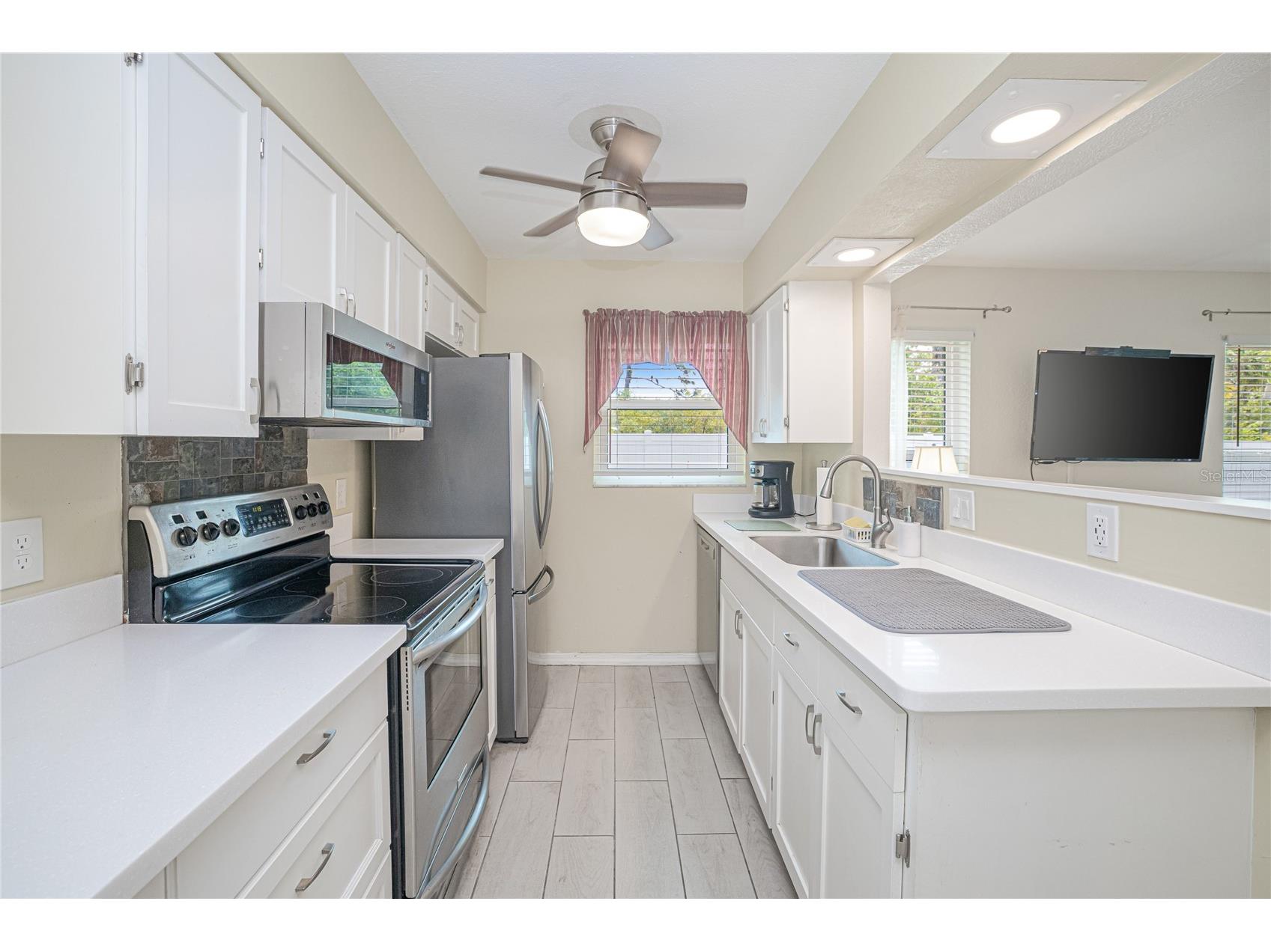 24540 Harborview Road #D3 Punta Gorda FL 33980 D6146866 image9