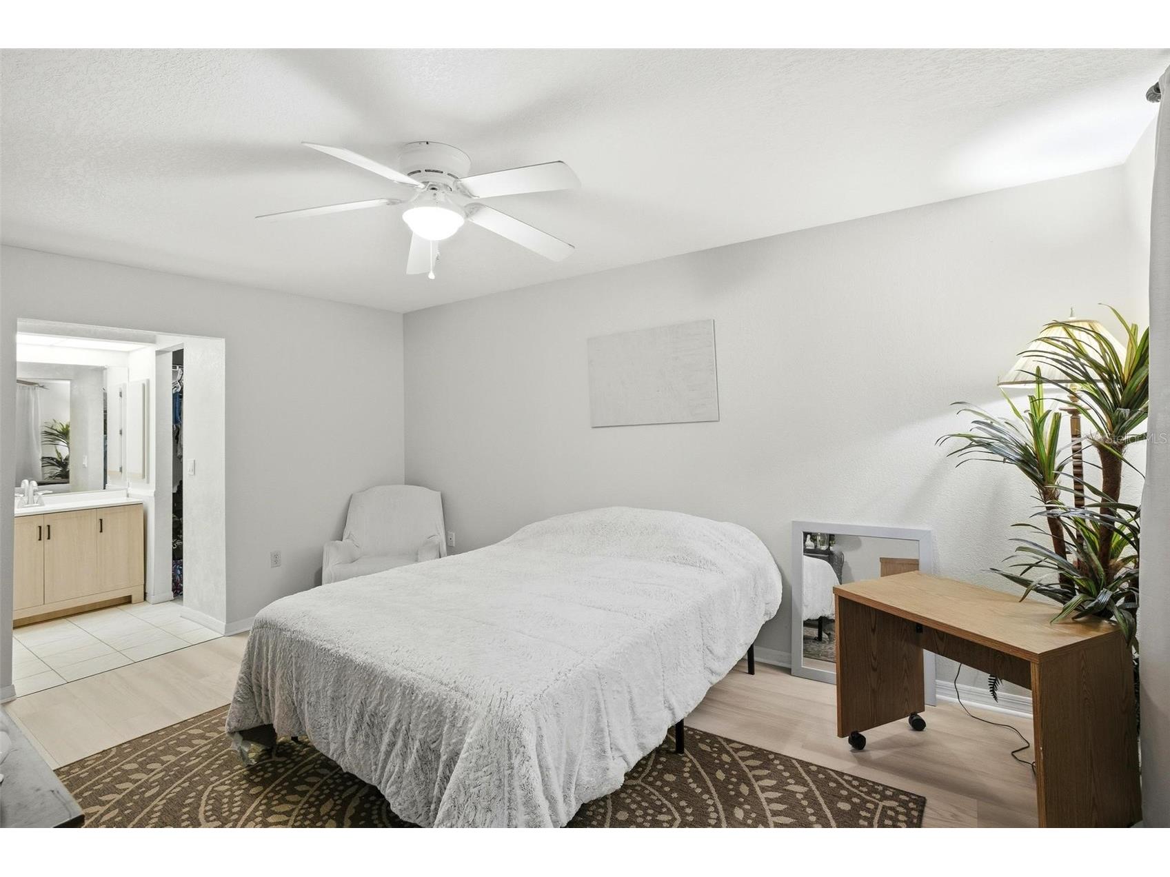 24540 Harborview Road #F1 Punta Gorda FL 33980 C7520843 image20