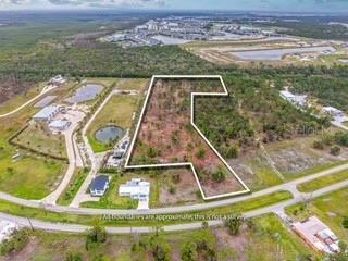 24540 Yacht Club Boulevard Punta Gorda FL 33955 C7511374 image3