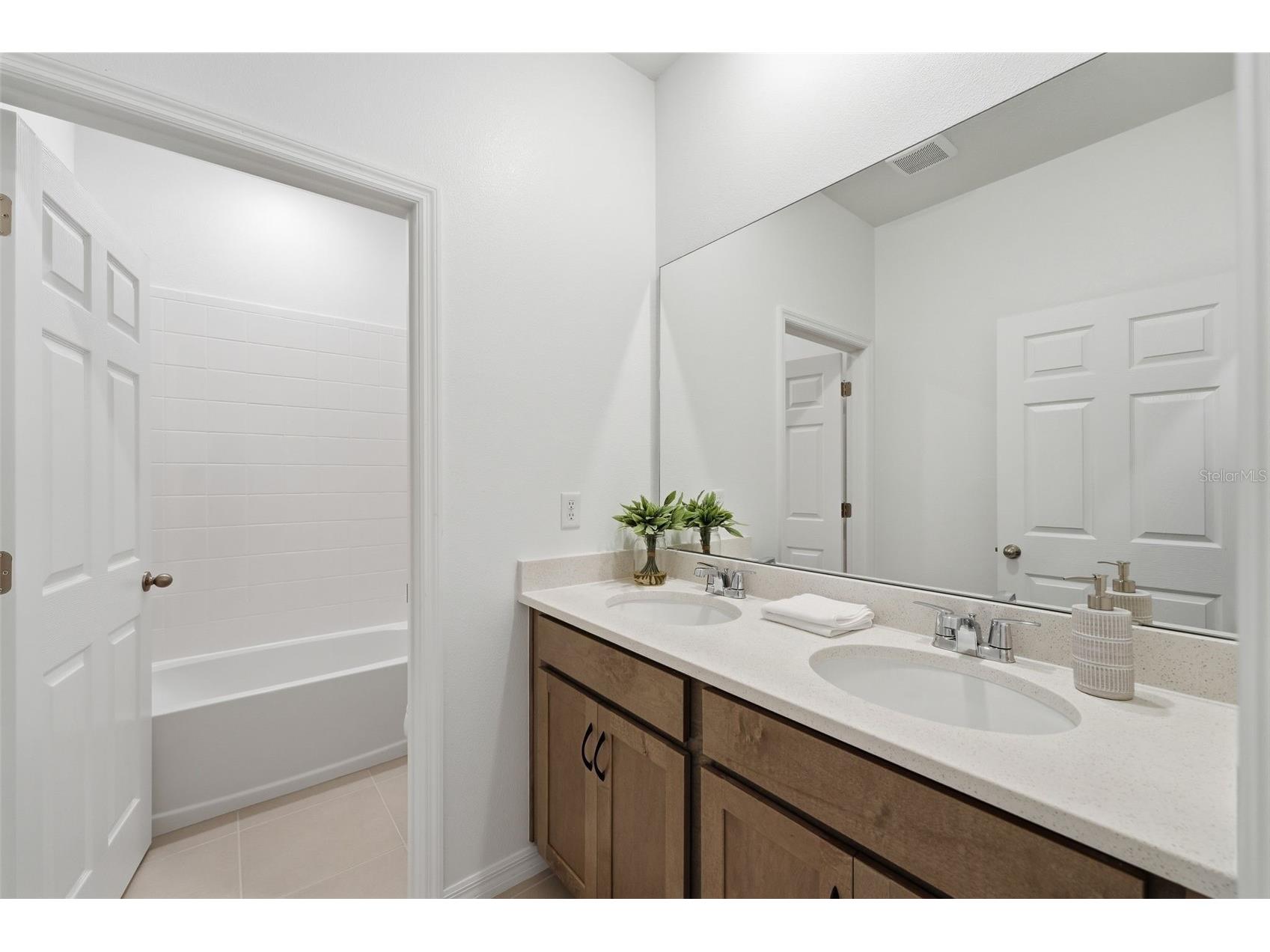 24542 Hodges Reserve Avenue Howey In The Hills FL 34737 O6351414 image22