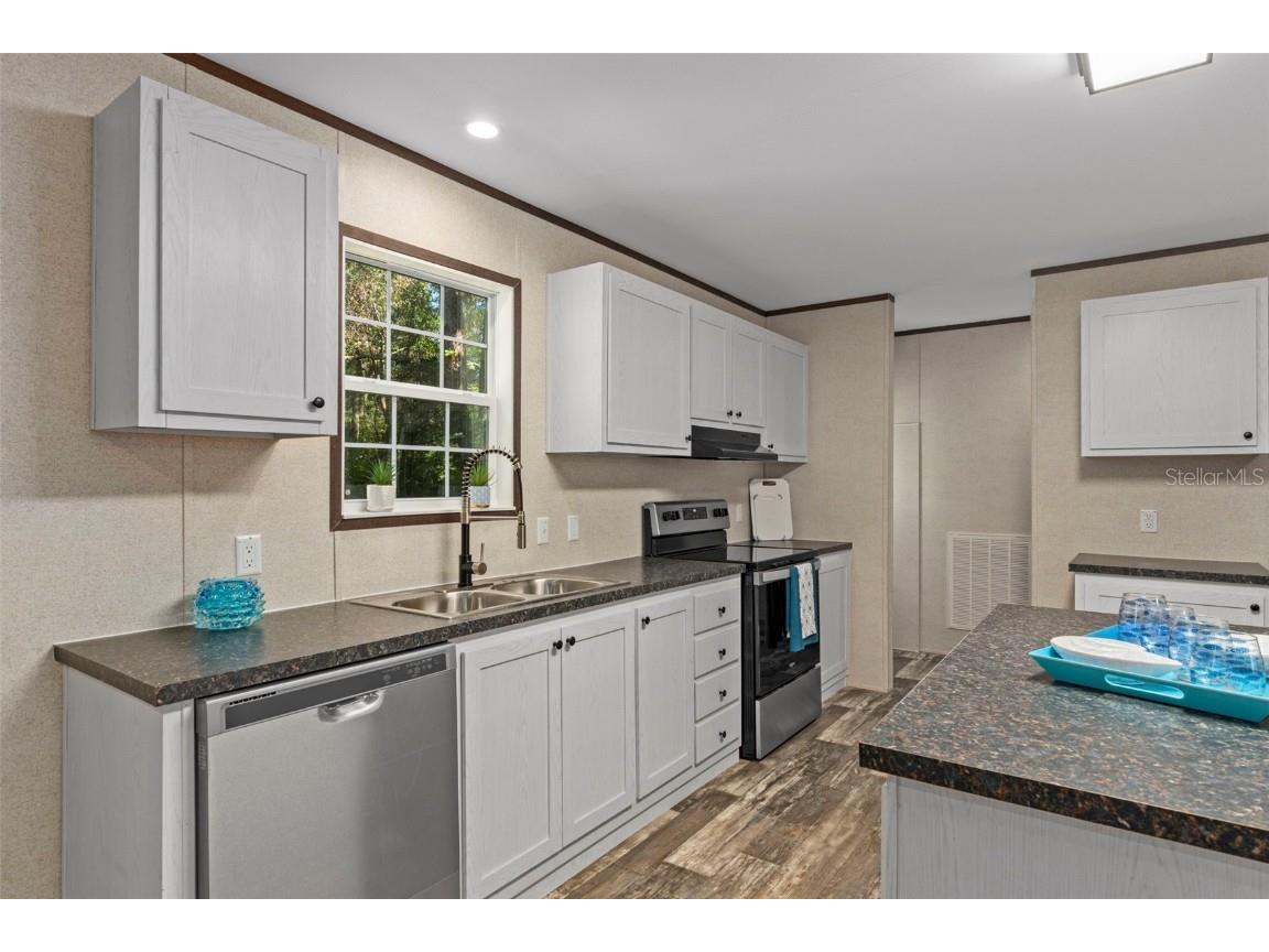 2455 E North Street Inverness FL 34453 W7880234 image10