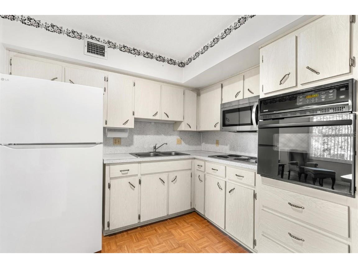 2455 Finlandia Lane #39 Clearwater FL 33763 TB8440595 image15