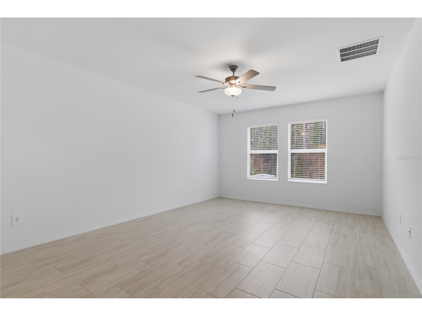 2455 Lanier Road Zephyrhills FL 33541 TB8475519 image17