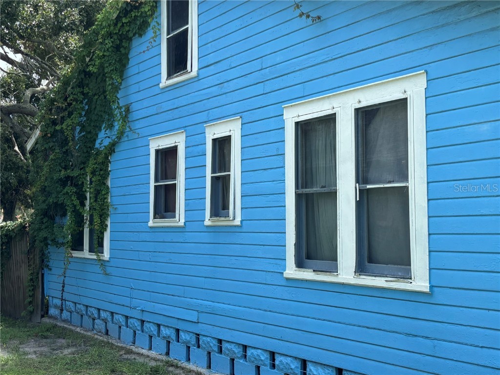 2456 25th Avenue S Saint Petersburg FL 33712 TB8443430 image8