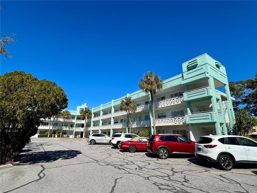 2456 Ecuadorian Way #42 Clearwater FL 33763 TB8338234 image1