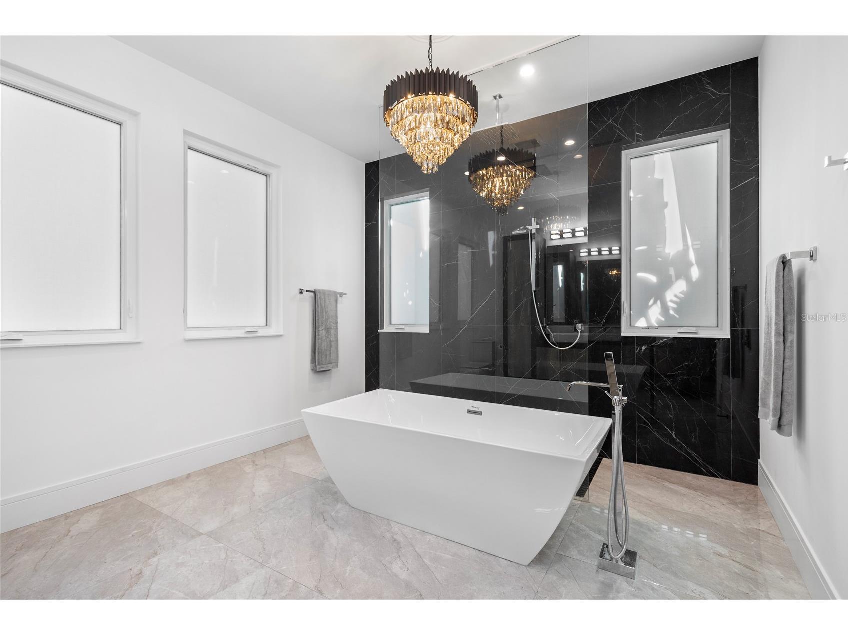 2456 Missara Lane Sarasota FL 34231 A4663280 image12