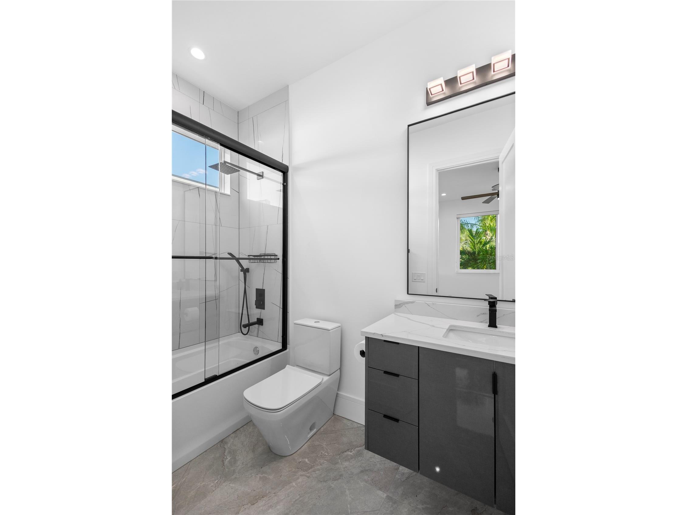 2456 Missara Lane Sarasota FL 34231 A4663280 image17